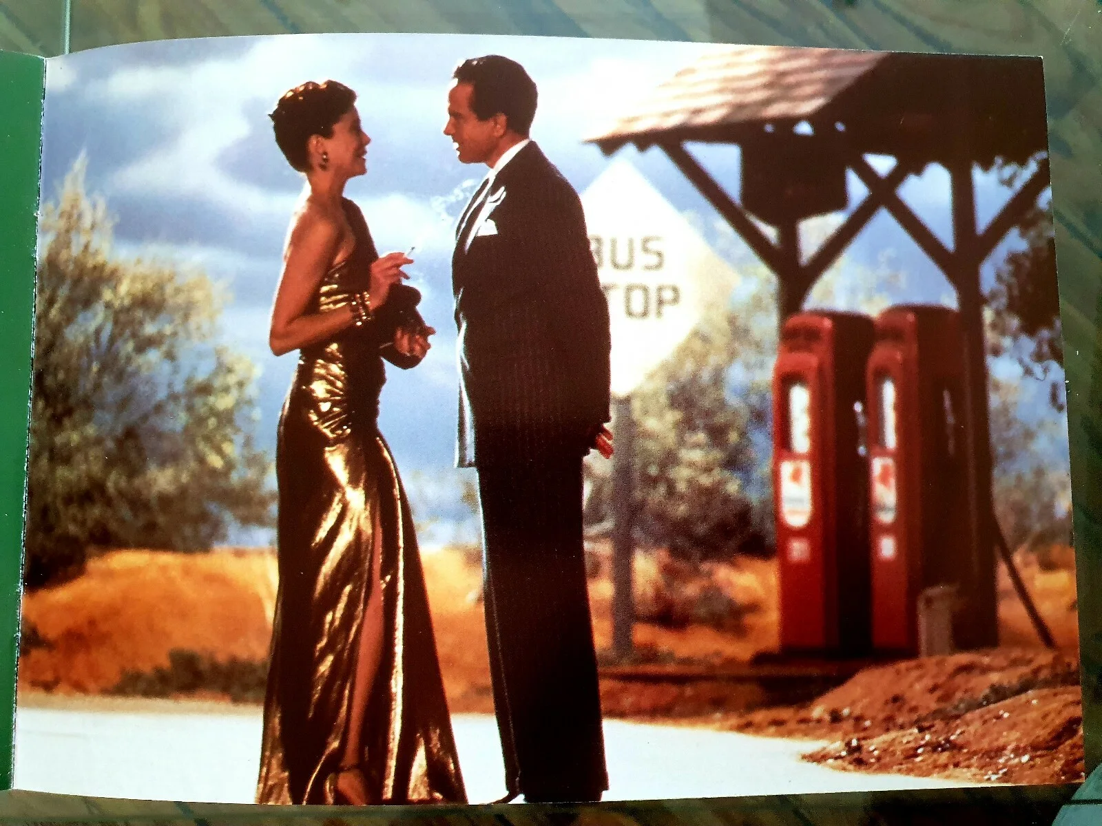 BUGSY - ORIGINAL HIGH QUALITY SYNOPSIS BROCHURE - WARREN BEATTY, ANNETTE BENING, image 2