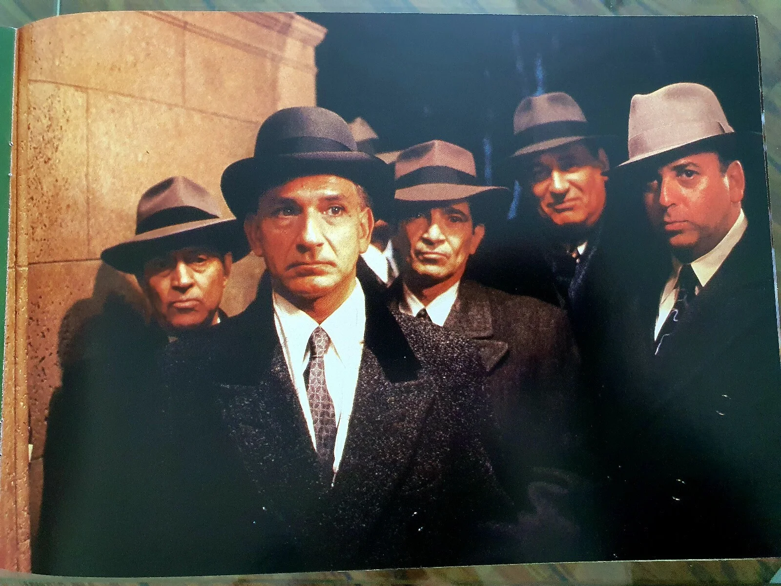 BUGSY - ORIGINAL HIGH QUALITY SYNOPSIS BROCHURE - WARREN BEATTY, ANNETTE BENING, image 4
