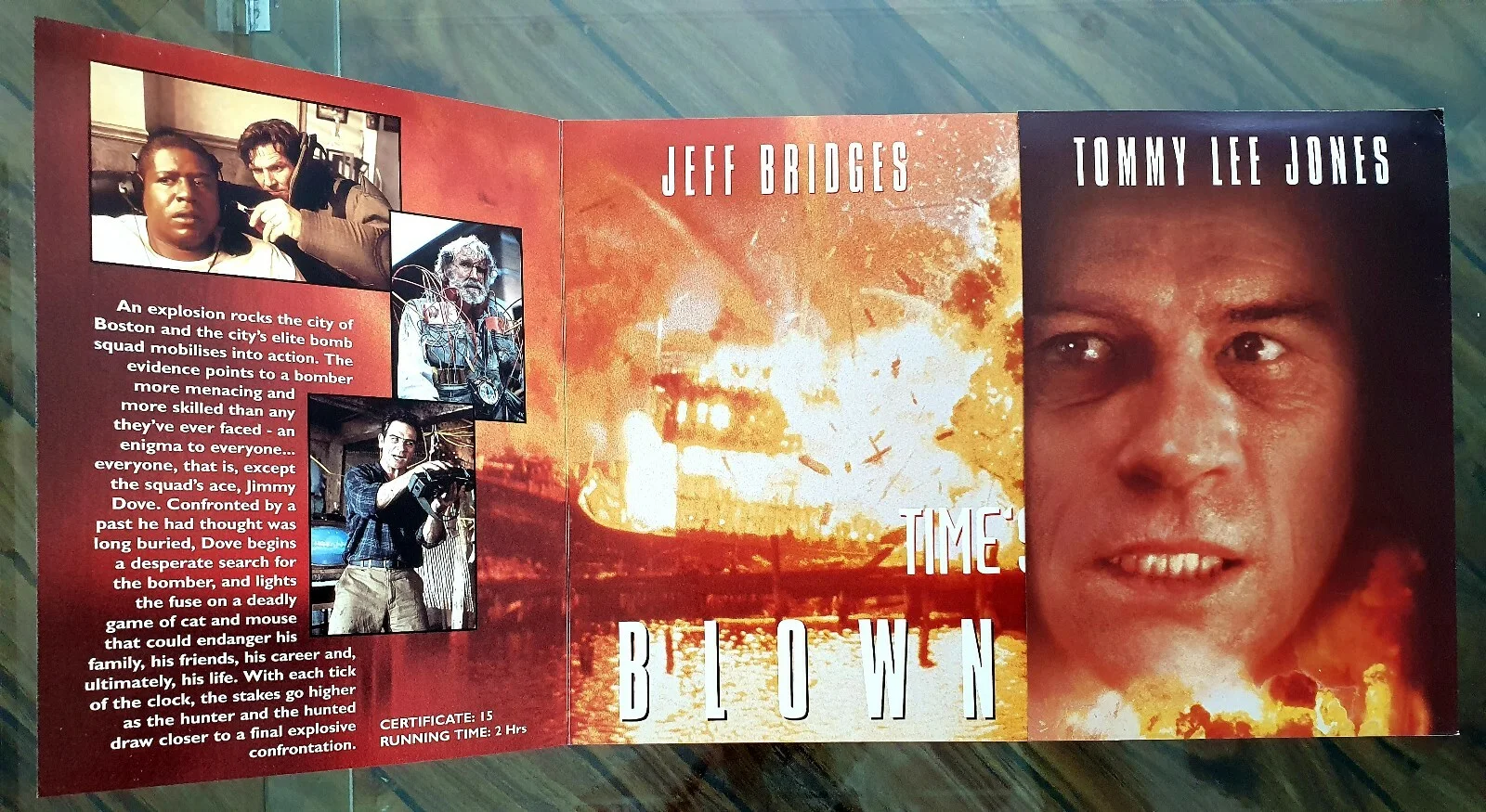 BLOWN AWAY - ORIGINAL HIGH QUALITY FOLDOUT SYNOPSIS CARD BOOKLET - JEFF BRIDGES, image 3