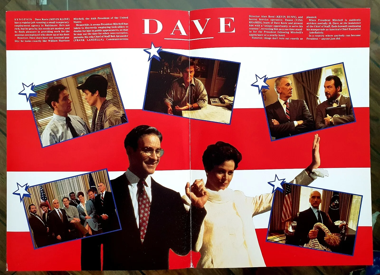 DAVE - 2 HIGH QUALITY ORIGINAL SYNOPSIS BOOKLETS - KEVIN KLINE, SIGOURNEY WEAVER, image 2