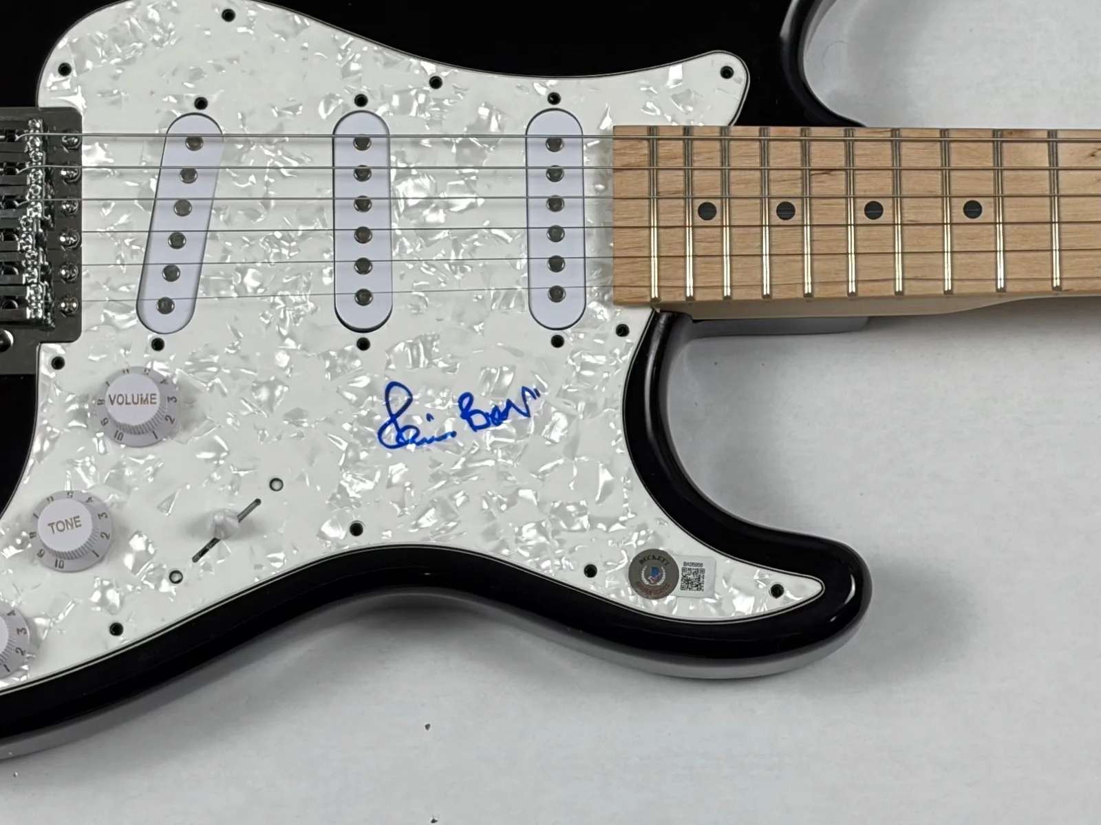 Pete Best The Beatles Signed Autograph Electric Guitar Fifth Beatle Beckett COA, изображение 4