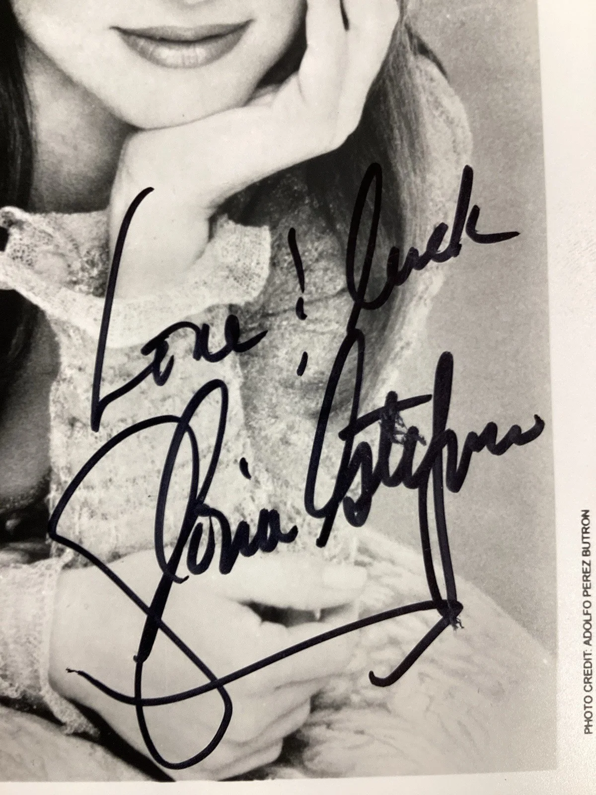Gloria Estefan Signed Photo 5x8 Music Conga Singer Promo Autograph JSA, image 2