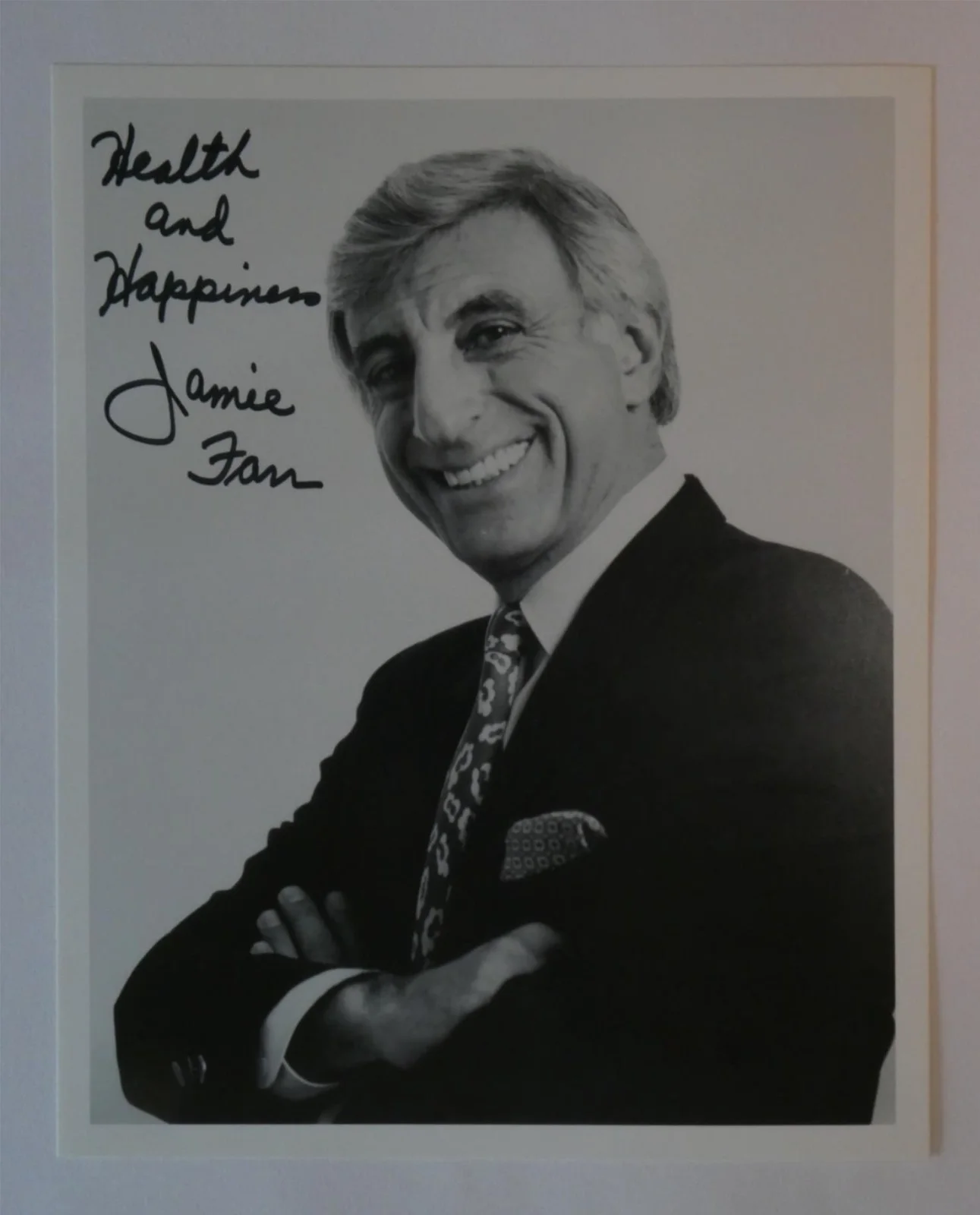 Jamie Farr — Jamie Farr Signed 8x10 B&W Photo Autographed M*A*S*H
