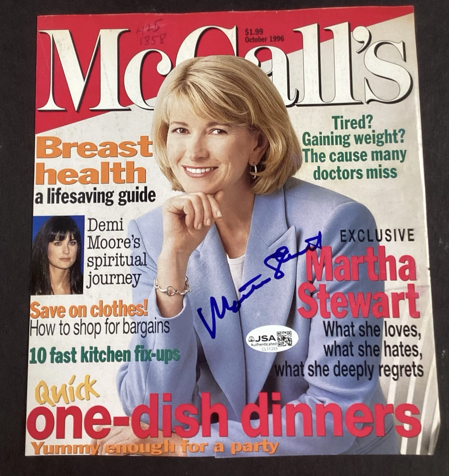Martha Stewart — Martha Stewart Signed Magazine Page 8x8 Martha Stewart Living Celebrity JSA