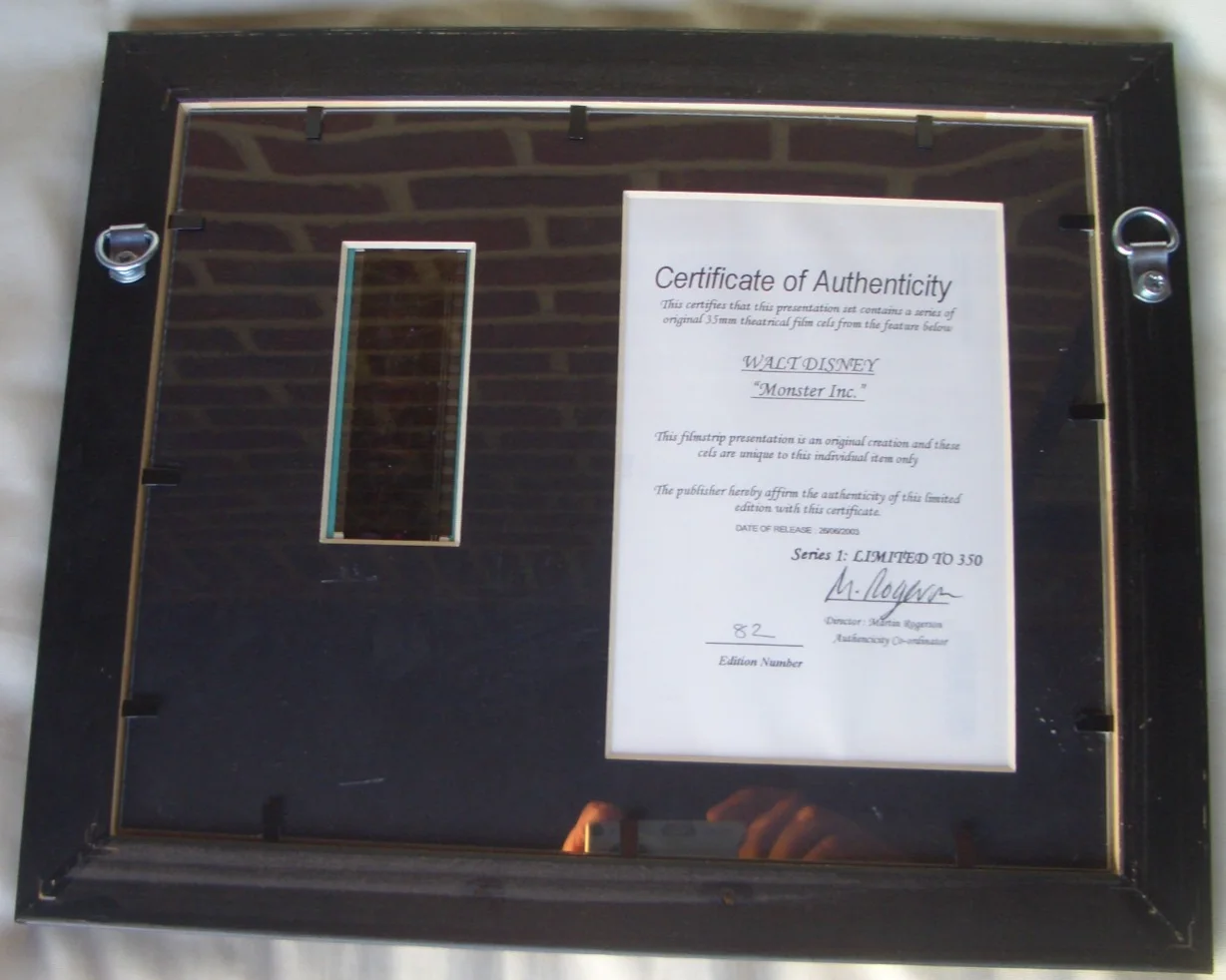 Monsters Inc (2003) Original 35mm Film Cells set in Quality Wood Frame + COA, изображение 5