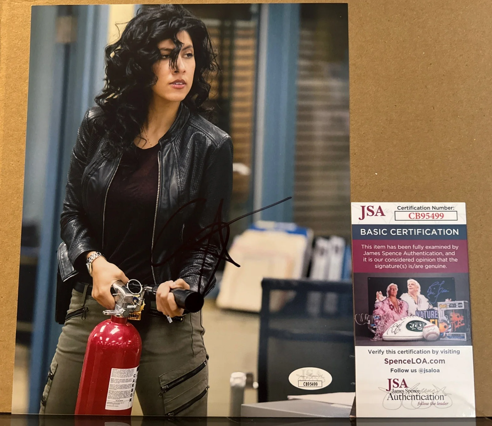 Stephanie Beatriz — Stephanie Beatriz Signed 8x10 Brooklyn Nine-Nine Photo JSA COA