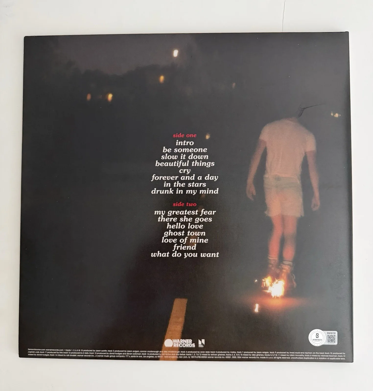 Benson Boone signed FIREWORKS & ROLLERBLADES vinyl Beckett Authenticated, image 2