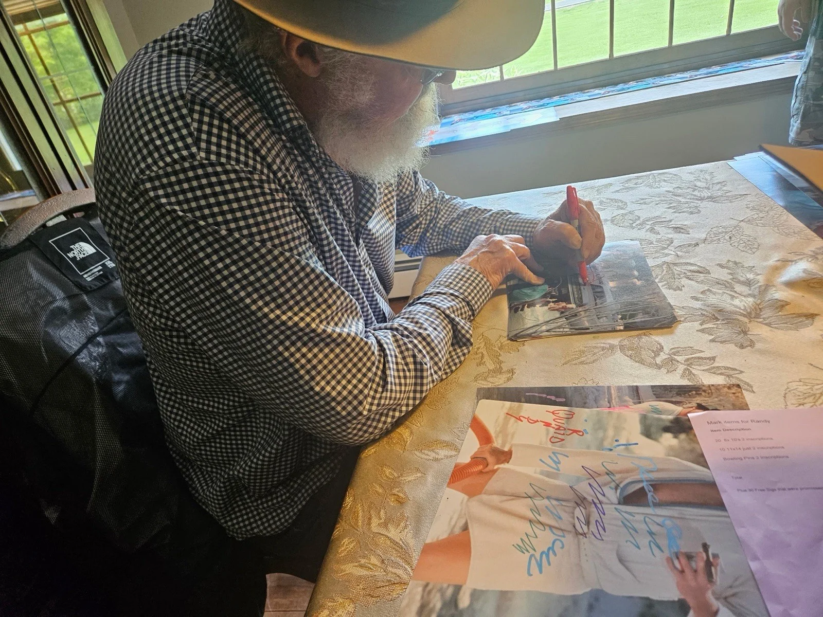 Randy Quaid — Randy Quaid “King Pin” Signed Bowling Pin JSA Certified, image 5