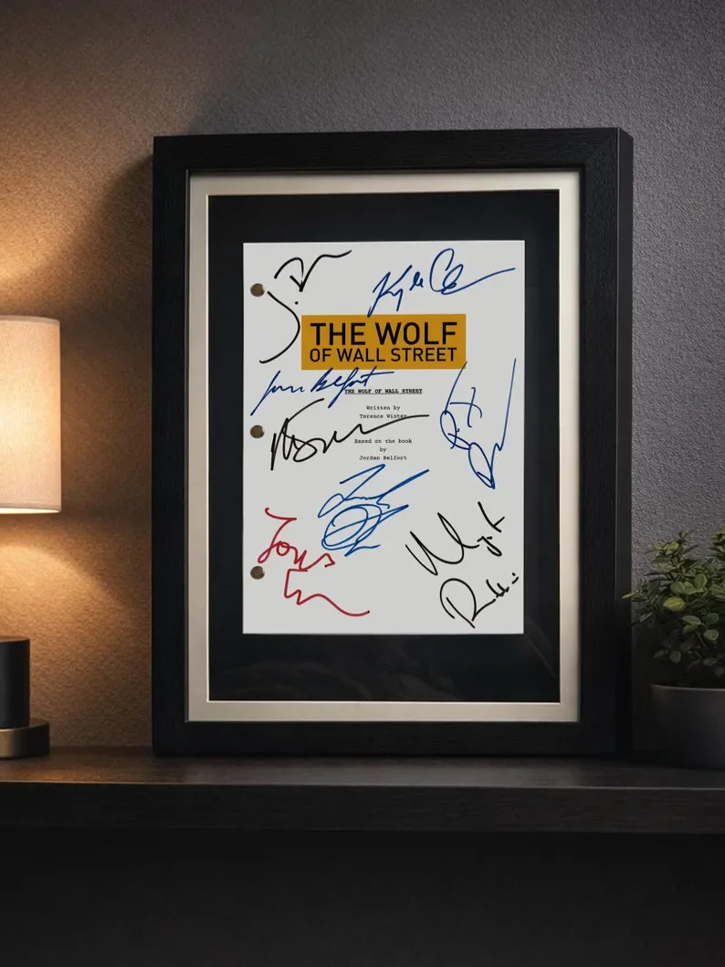 WOLF, WALL STREET, Signed Movie Script & Cast Autographs Reproduction Full Scree, изображение 2