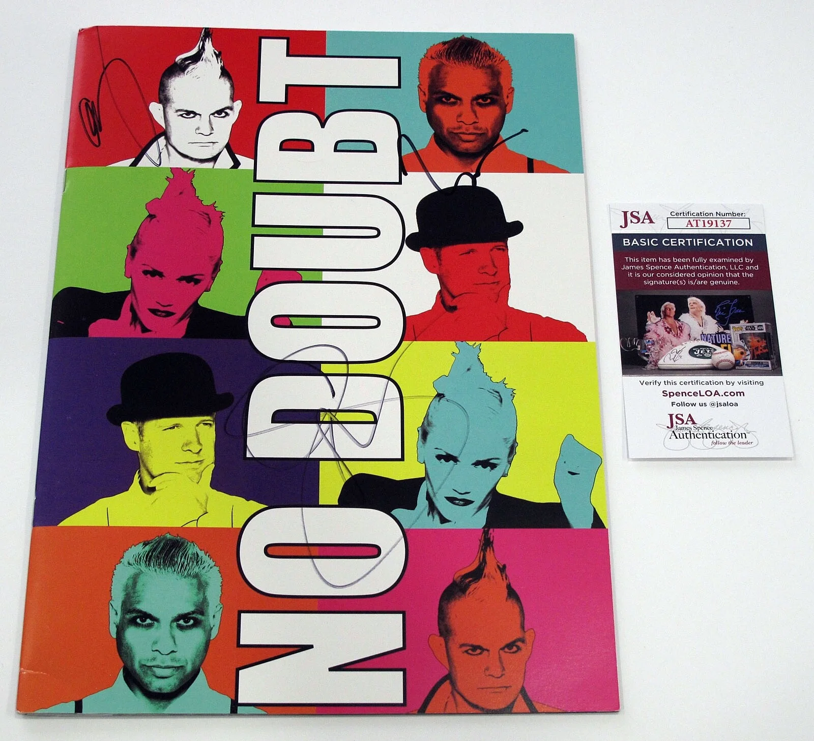 GWEN STEFANI, Tony Kanal, Adrian Young - No Doubt — NO DOUBT Gwen Stefani +2 signed TOUR PROGRAM Tony, Adrian Summer 2009 JSA COA, image 5