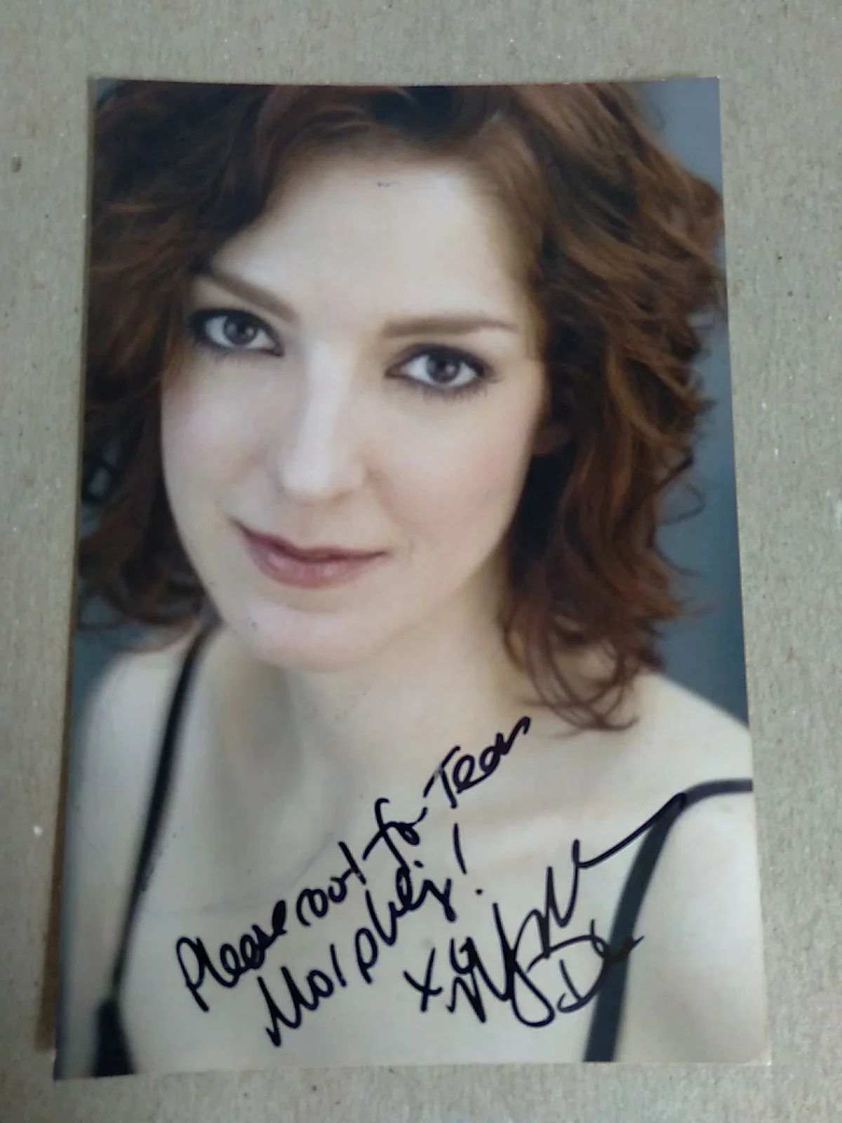 Megan Hayes Actress (Stanger Things) Autographed Signed 6x4 Photo, изображение 2