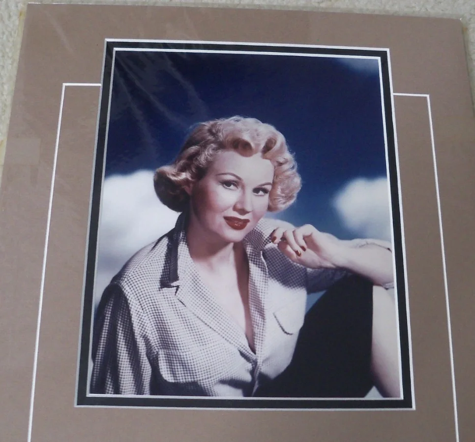 Virginia Mayo — Virginia Mayo signed card with photo COA matted ready to frame, image 3