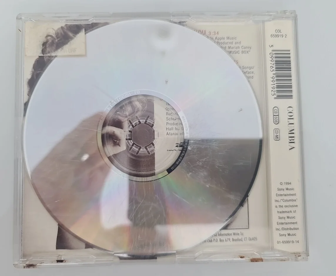 MARIAH CAREY Autograph Signed CD Music Autograph, image 2