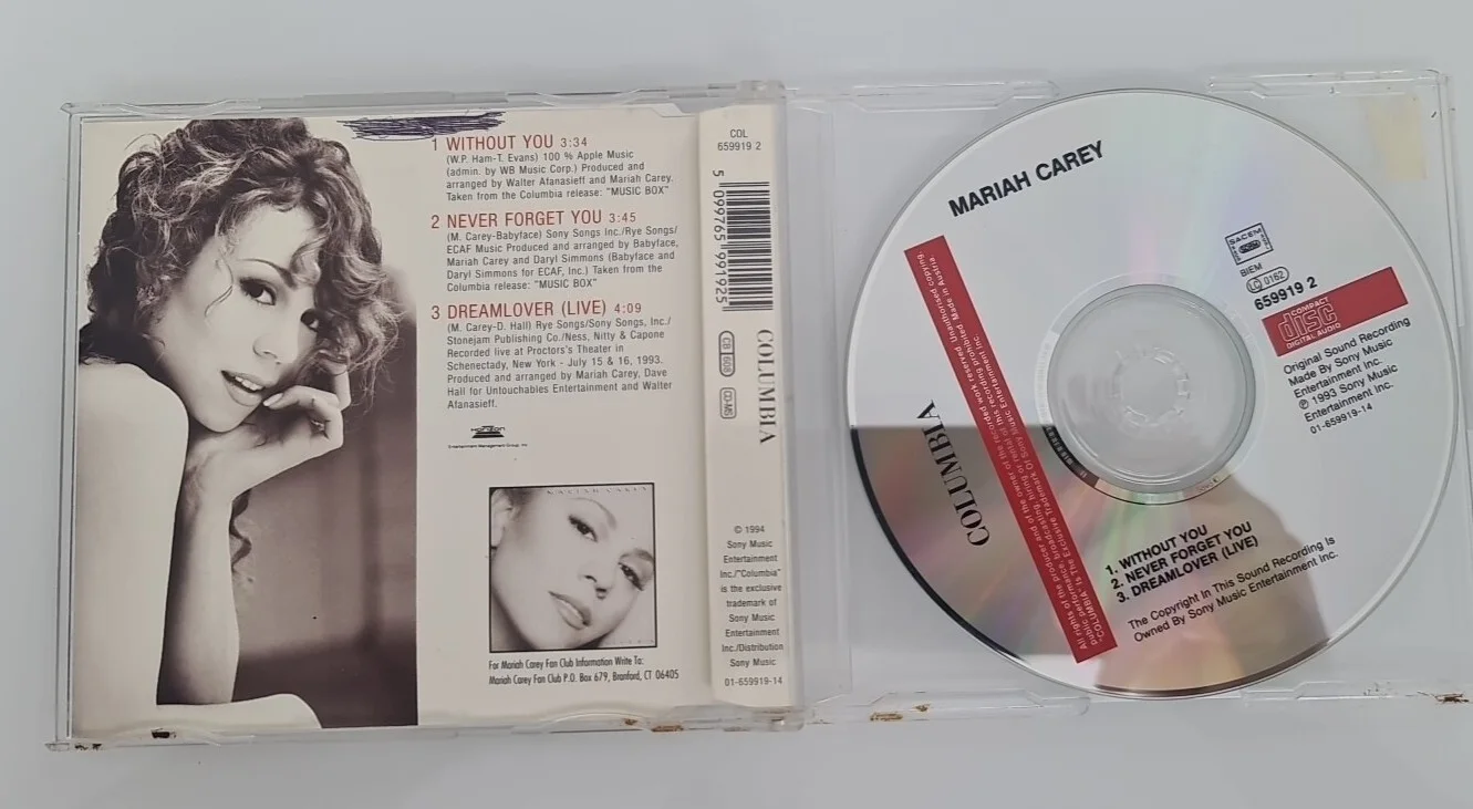 MARIAH CAREY Autograph Signed CD Music Autograph, image 3