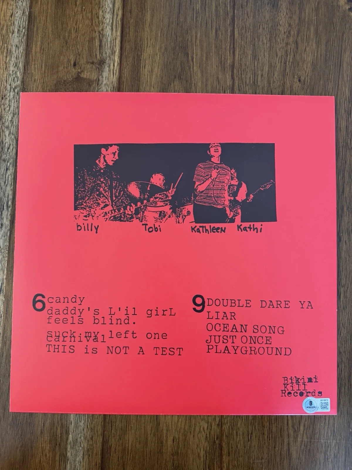Kathleen Hanna ‘Bikini Kill’ Signed Vinyl Album ‘Revolution Girl Style’ Beckett, изображение 2