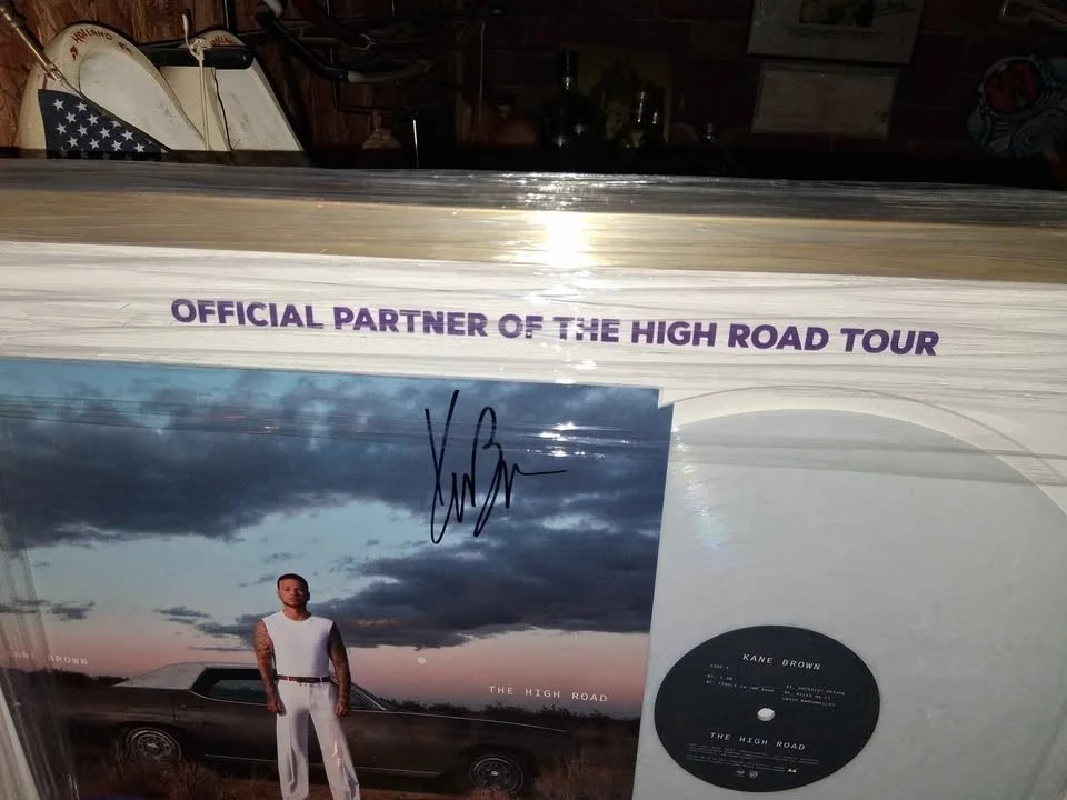 Kane Brown Country Signed Autograph The High Road Vinyl Record Album, изображение 2