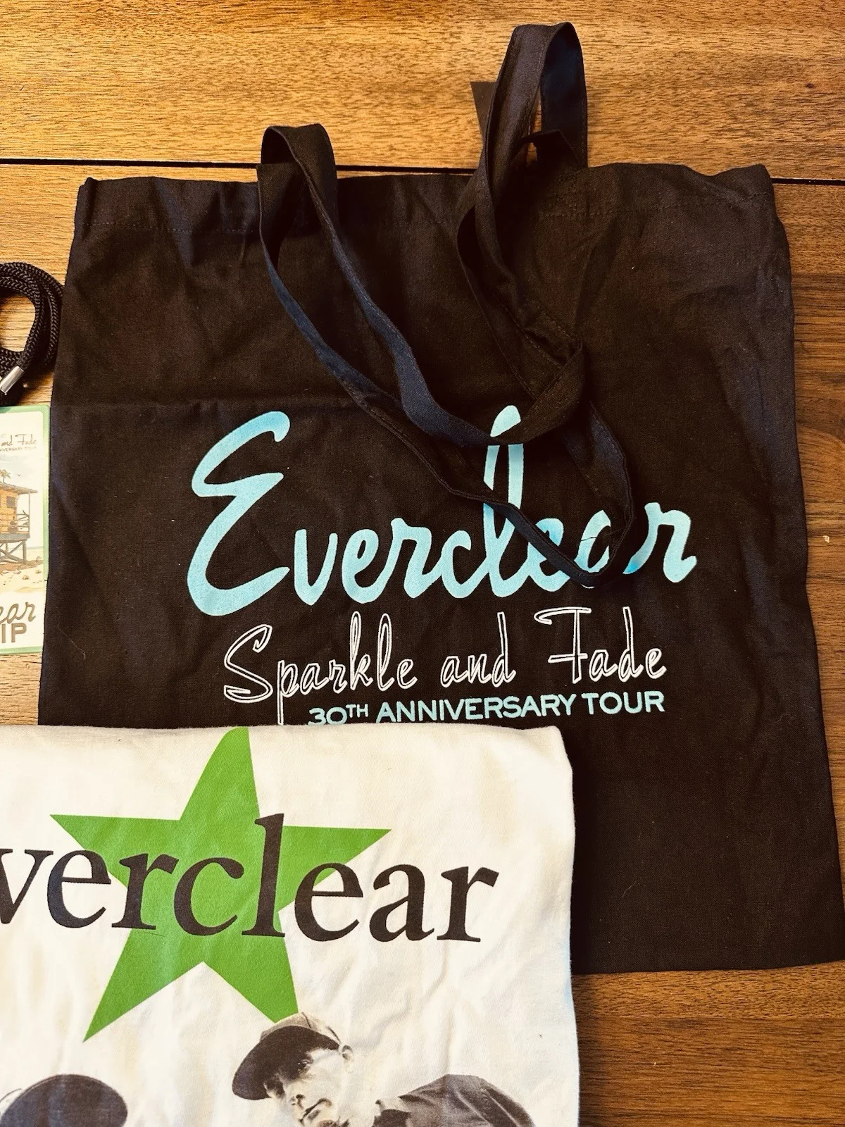 Everclear | 30th Anniversary | Autographed Poster + VIP Badge + XXL Shirt + Tote, изображение 5