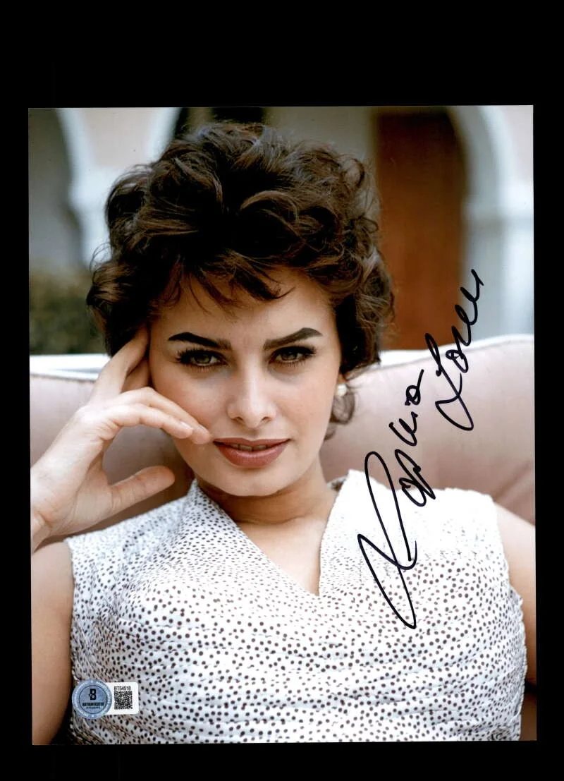 Sophia Loren — Sophia Loren Beckett BAS Signed 8x10 Photo Autograph