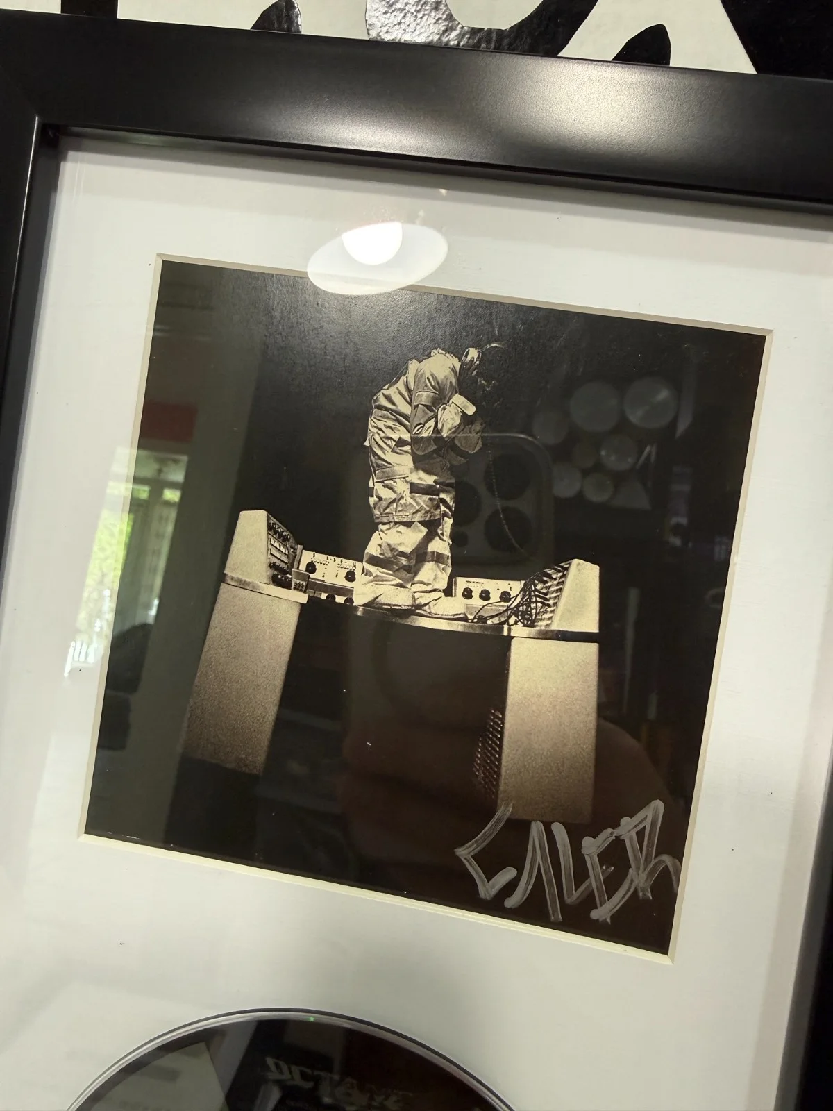 Don Toliver “Octane” Signed CD framed, изображение 2