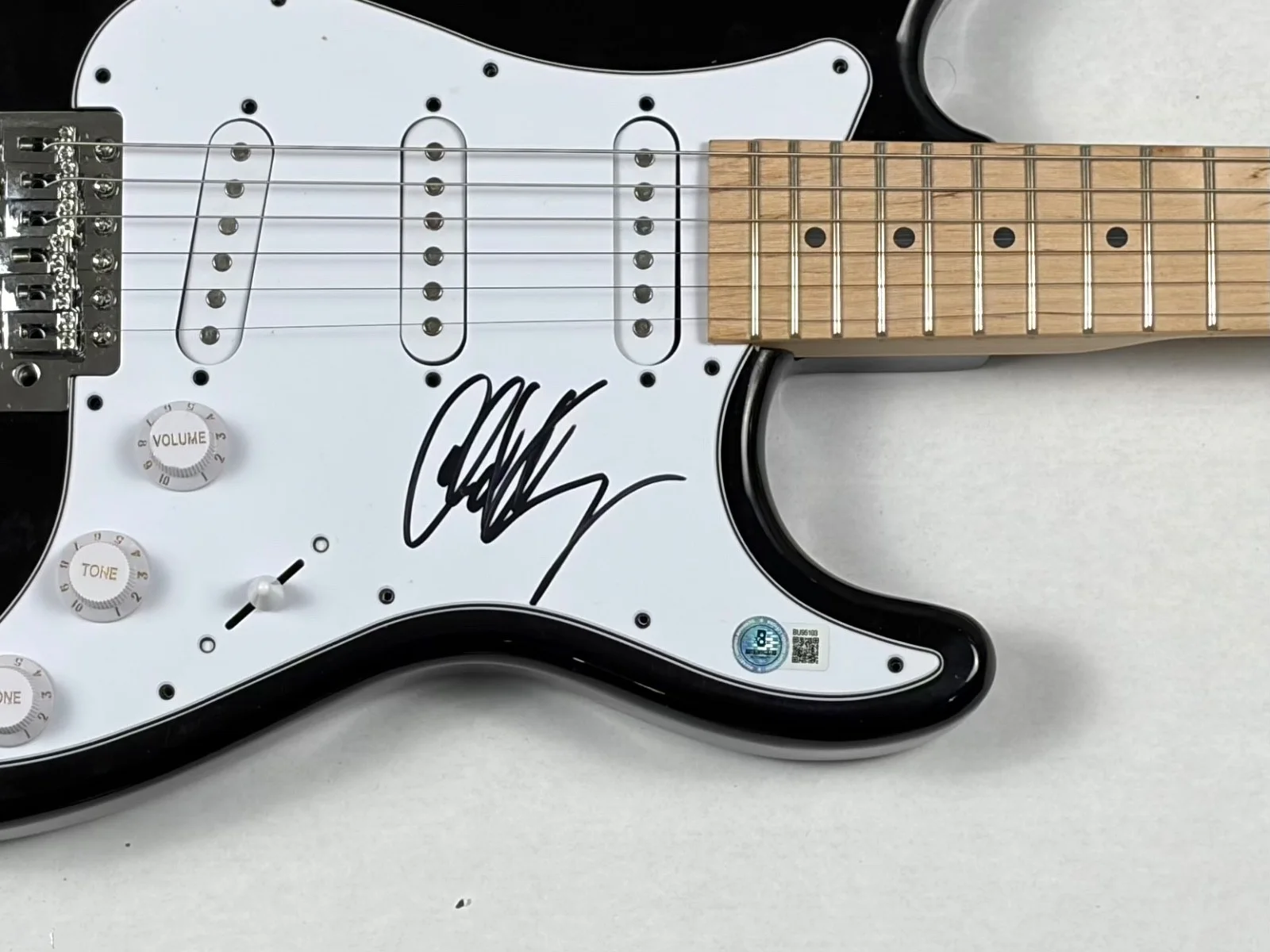 Chad Kroeger Nickelback Signed Autograph Electric Guitar Lead Singer Beckett COA, image 4