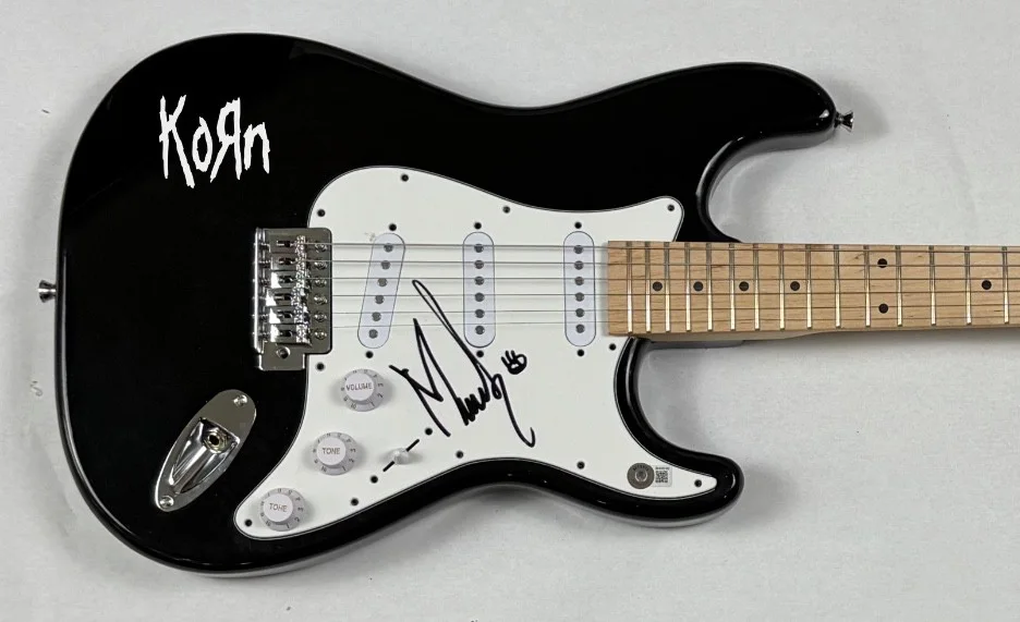 James Munky Shaffer KORN Signed Autograph Electric Guitar Guitarist Beckett COA, изображение 5