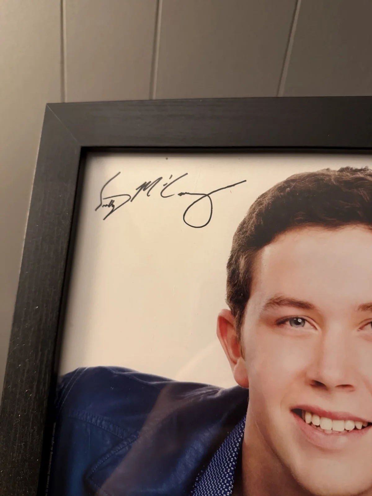 Framed 8x10 Autographed Scotty McCreery Photo, Circa 2011, изображение 3