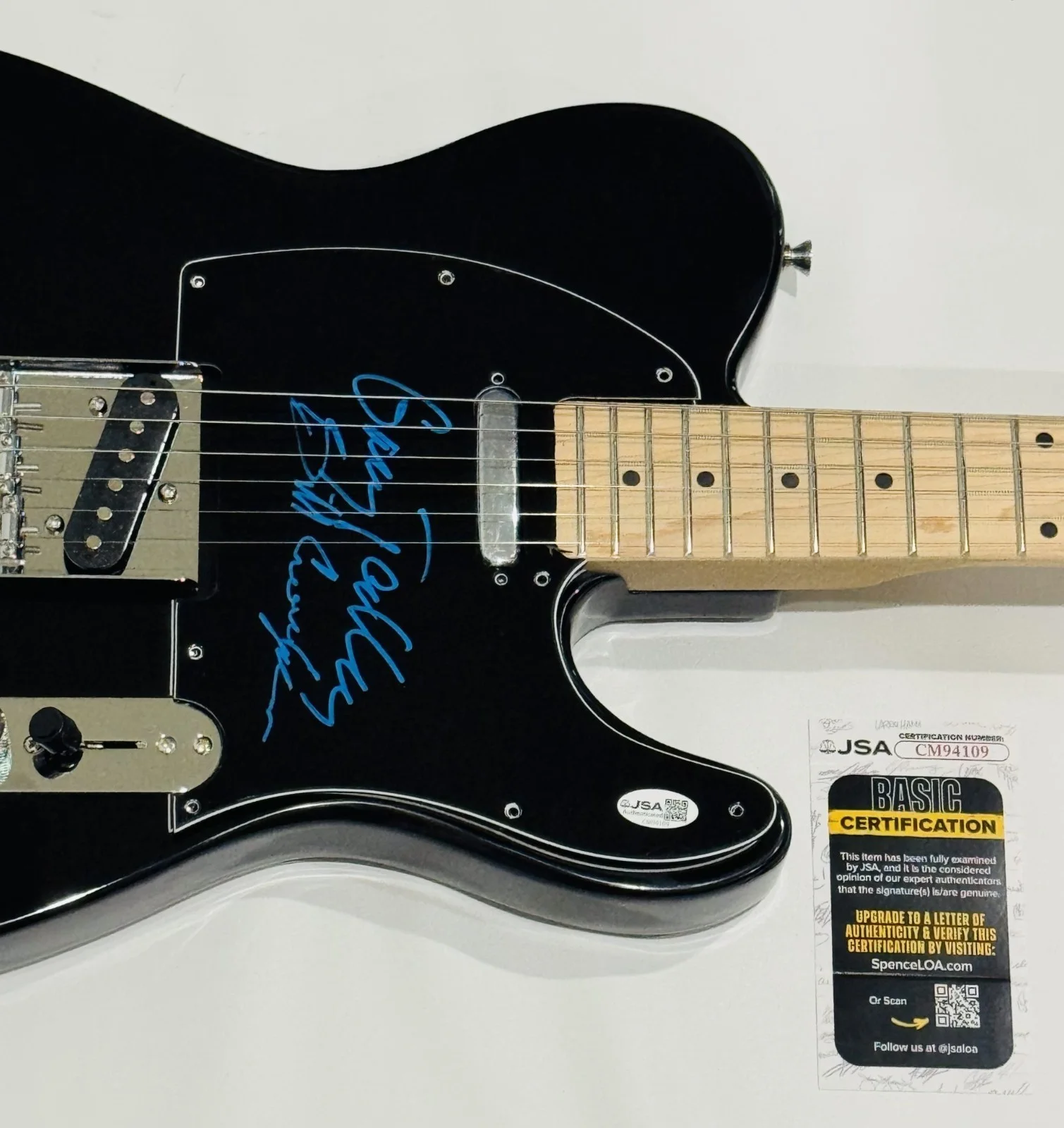 THE BOX TOPS SIGNED BLACK ELECTRIC GUITAR GARY TALLEY BILL CUNNINGHAM JSA COA, изображение 2
