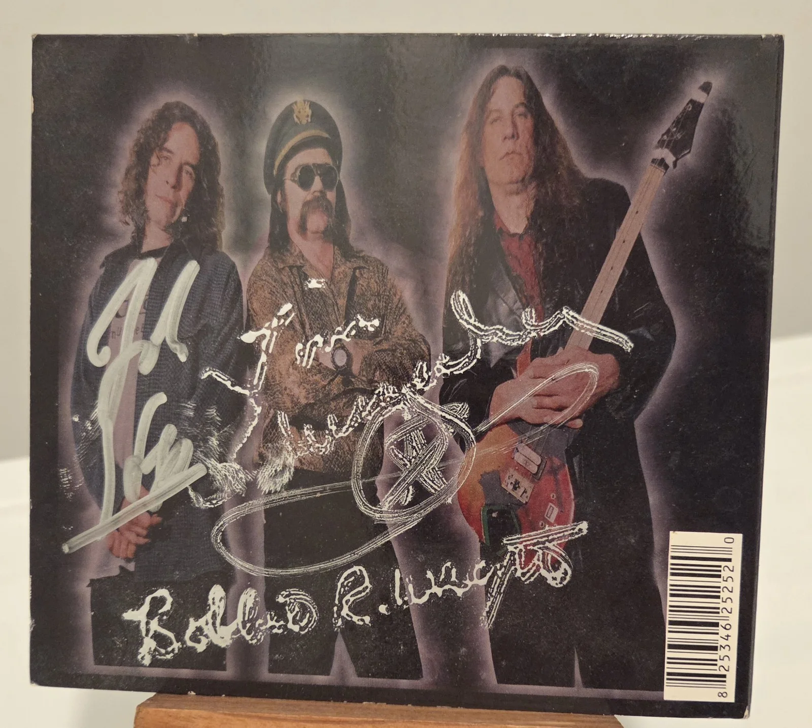 BROCAS HELM Defender of the Crown Signed CD with Autographed Booklet, изображение 3