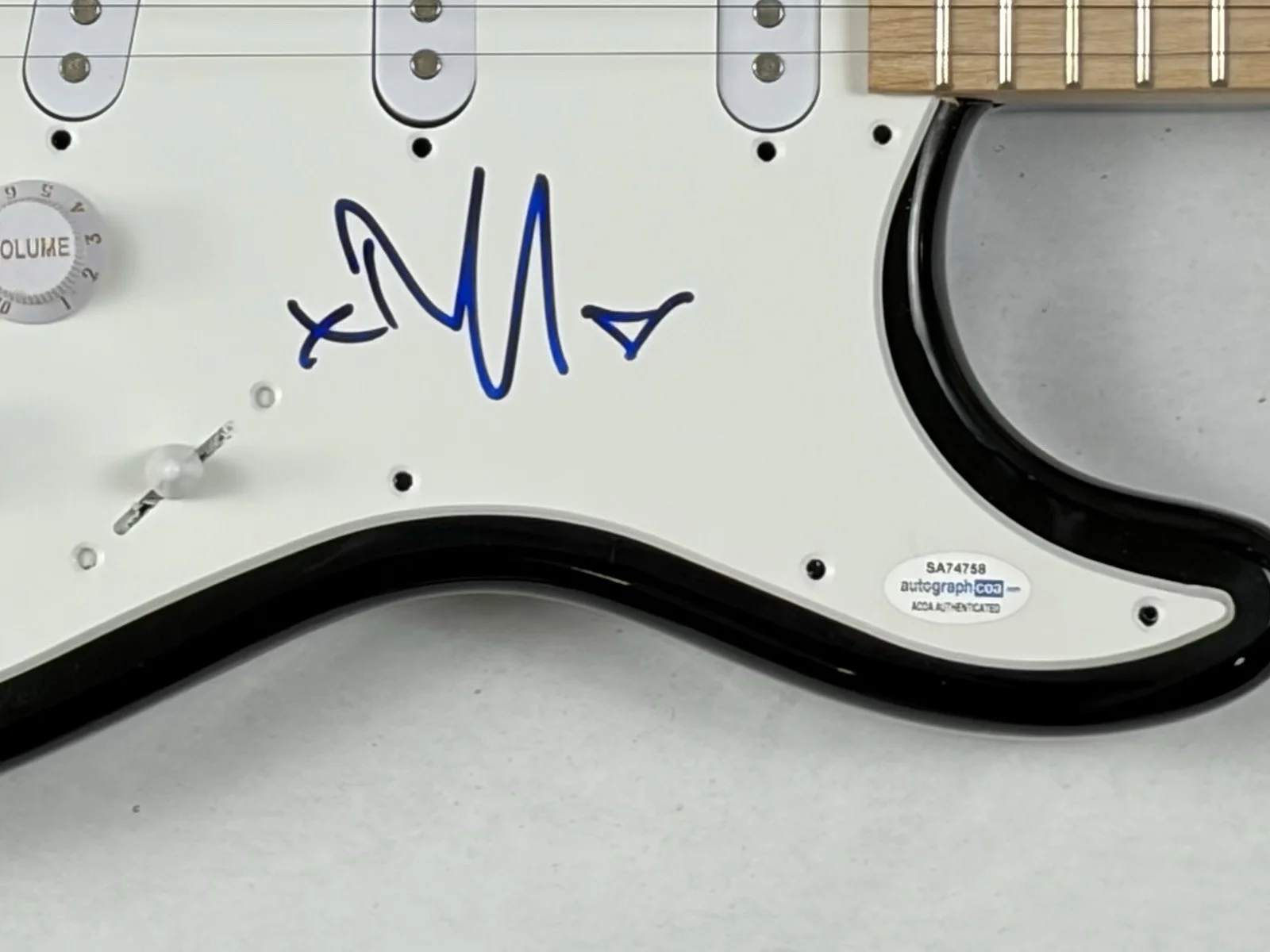 RISE AGAINST Tim McIlrath Signed Autograph Electric Guitar Band Singer ACOA COA, изображение 5