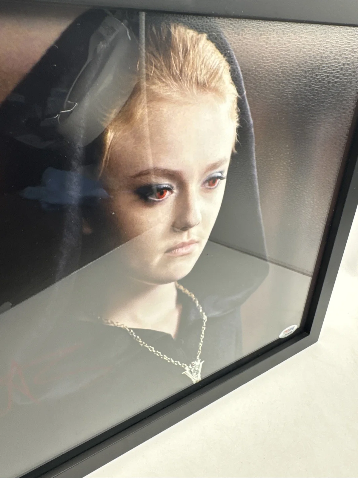 Dakota Fanning Signed 11x14 Photo PSA/DNA S33538 – Twilight Jane, изображение 5