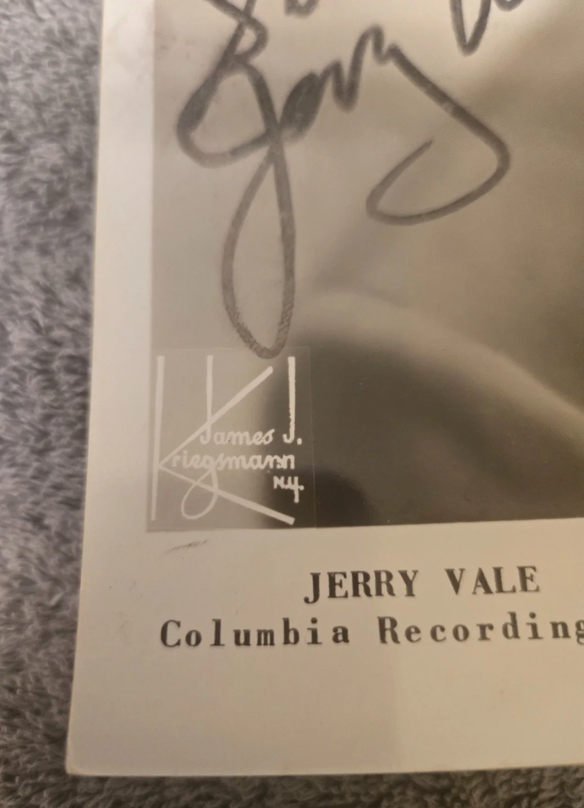 1950's 2 Hand Signed AUTOGRAPH Photo of A Very Young Jerry Vale 8 X 10, изображение 2