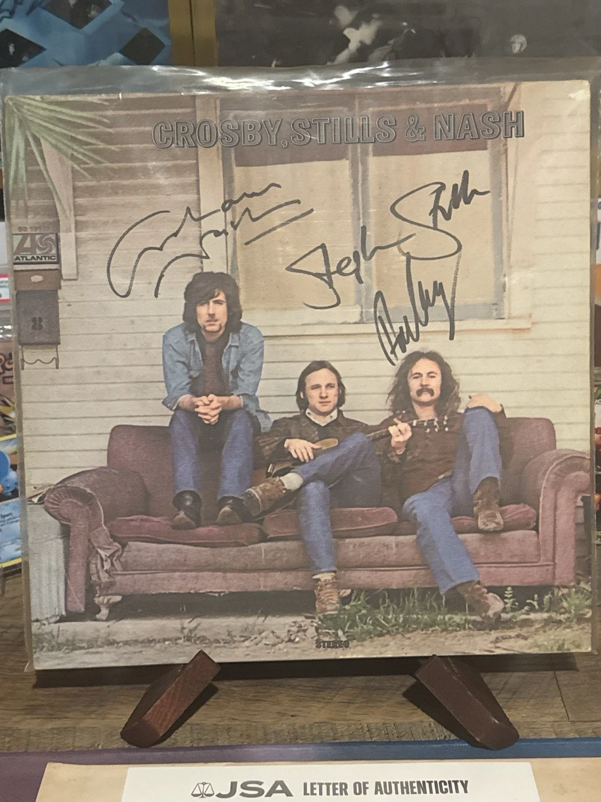 Crosby Stills & Nash Signed LP Album Cover JSA LOA Rare Autograph 3 Signatures, изображение 2