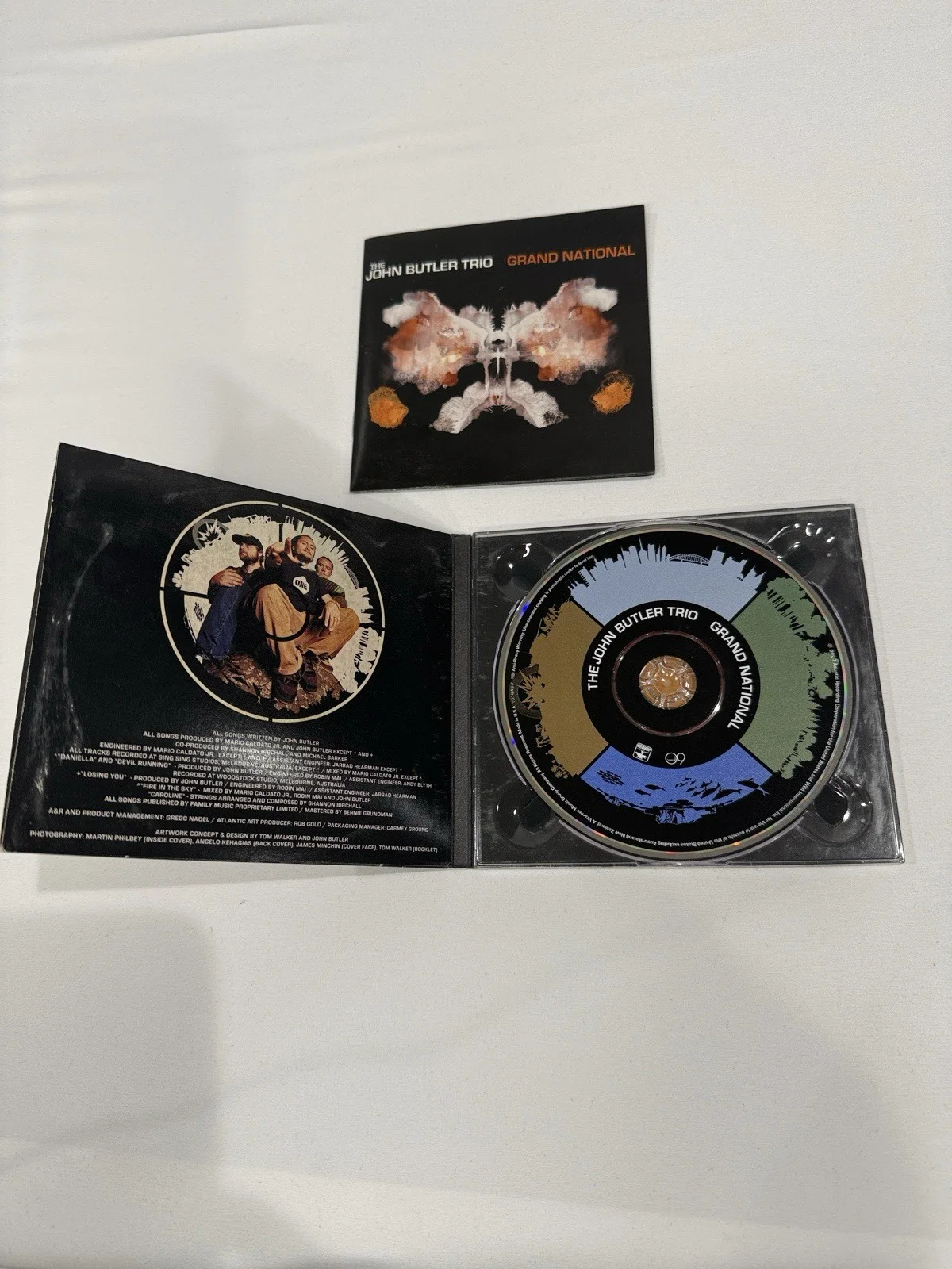 John Butler Trio Grand National CD Signed Autographed Album M. Barker S Birchall, изображение 2