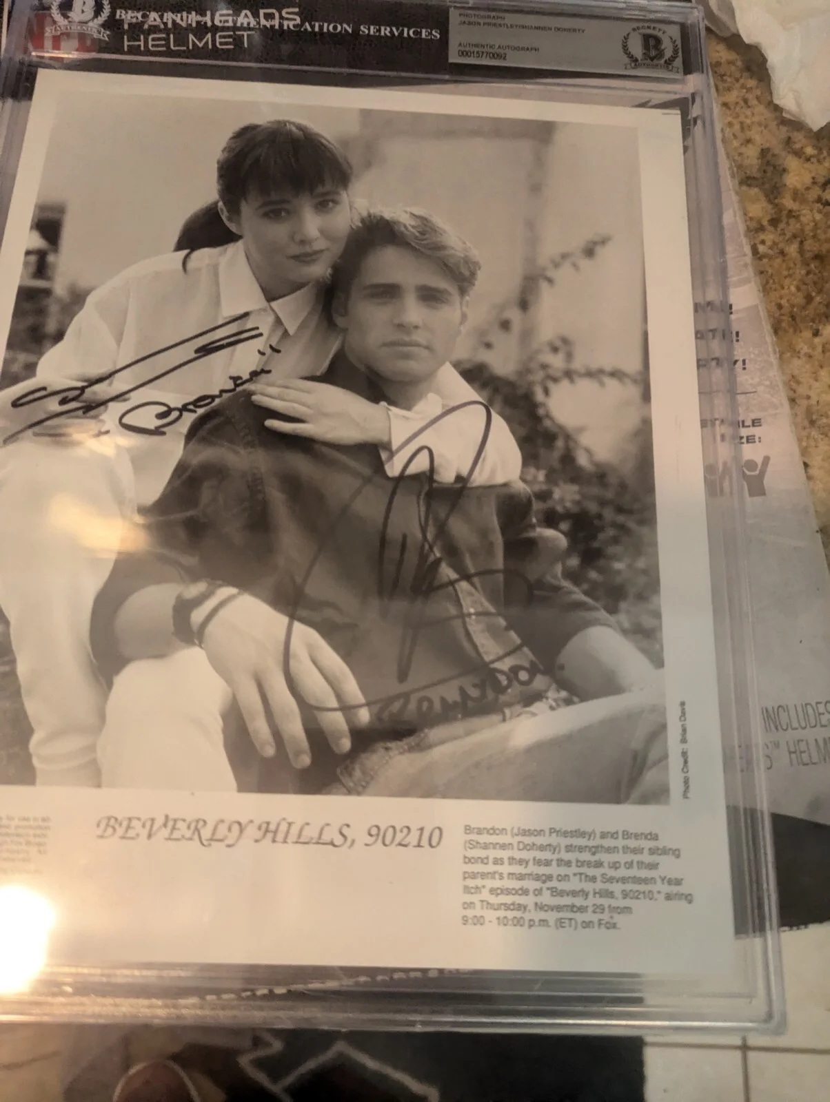 Shannen Doherty & Jason Priestley Signed 8X10 Promo Photo Beckett BH90210, изображение 2