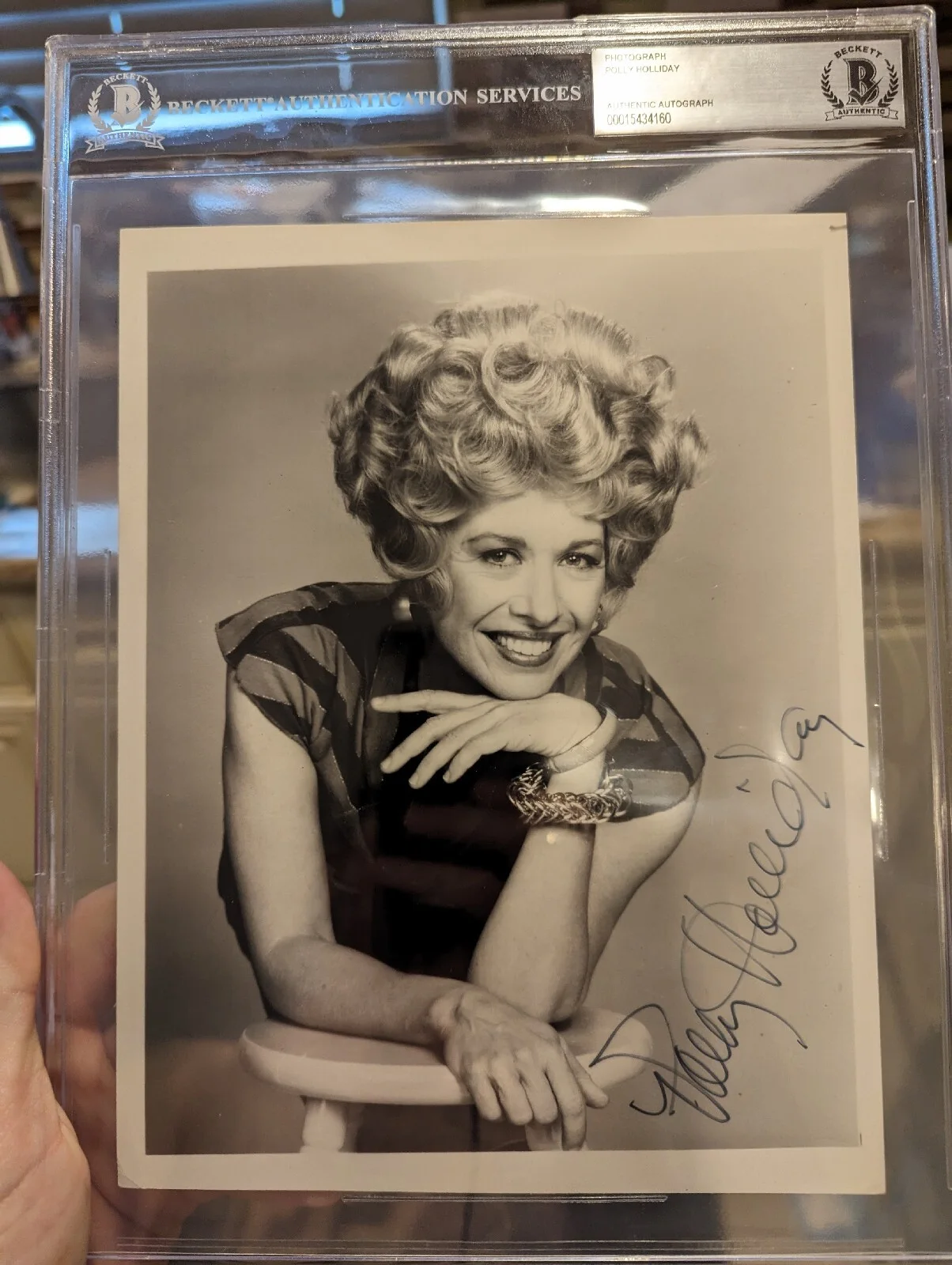Polly Holliday Signed 7X9 B/W Alice Flo Promo Photo Beckett Encapsulated, изображение 2