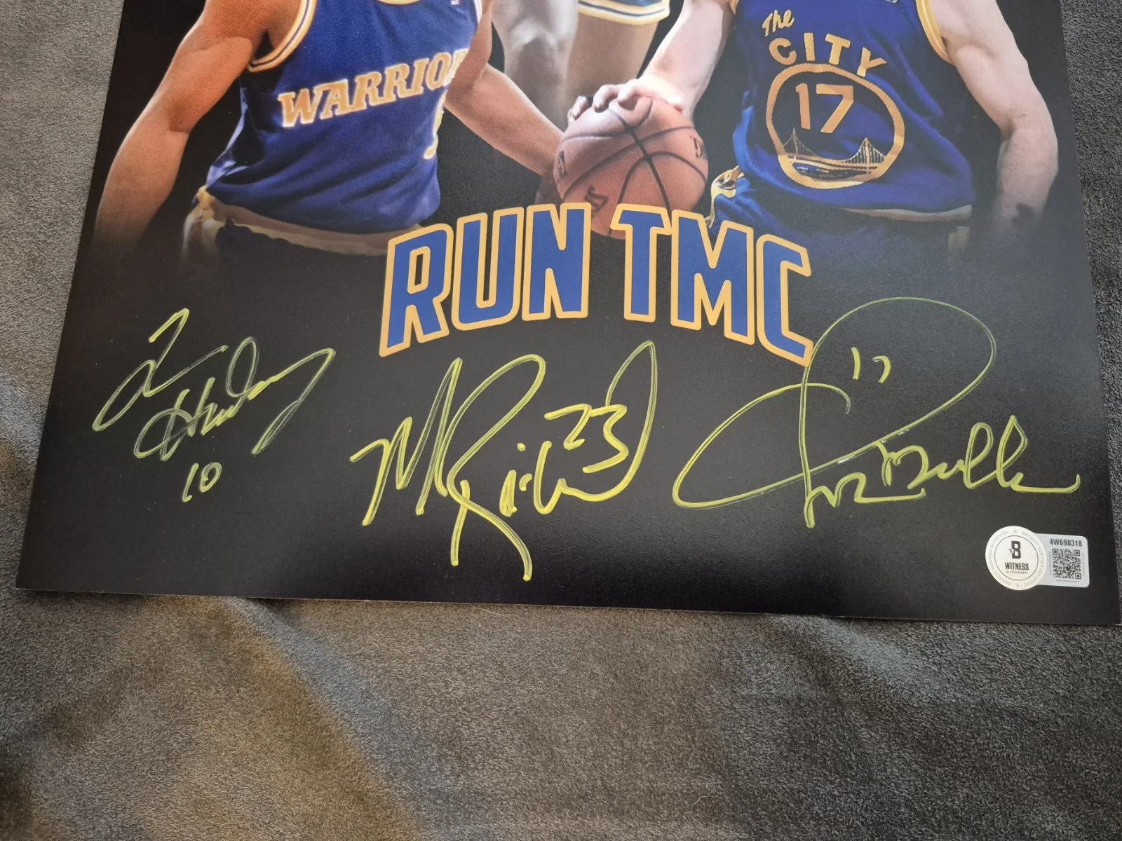 Run TMC Signed 11x14 Tim Hardaway Mitch Richmond Chris Mullin Beckett Autograph, изображение 2