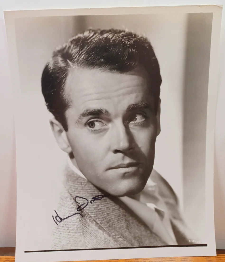 Henry Fonda — Henry Fonda Signed ORG 1940s Photograph Autographed 8 x 10 JRR16