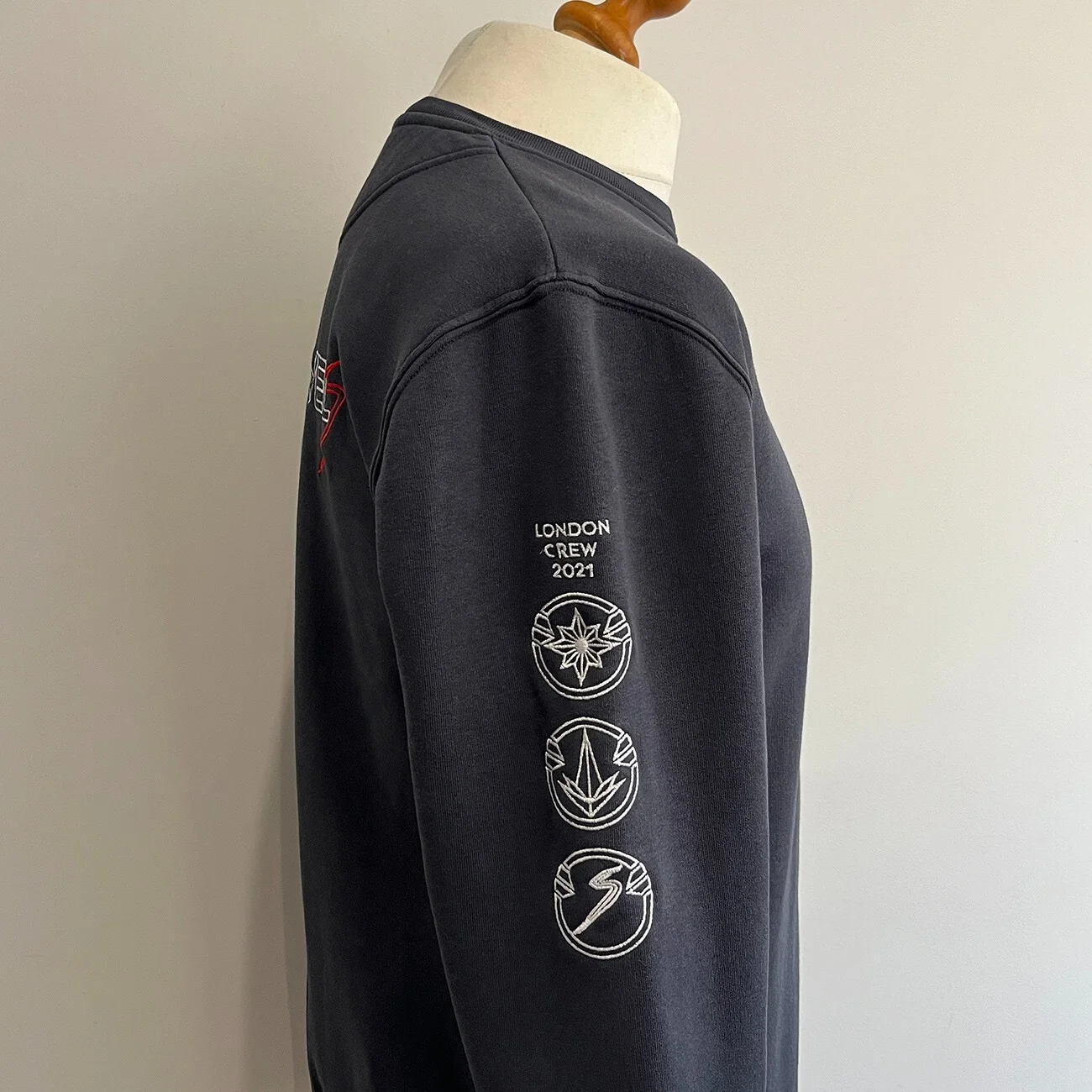 THE MARVELS Cast & Crew Sweatshirt Marvel Studios Movie Film Production Gift M, изображение 4
