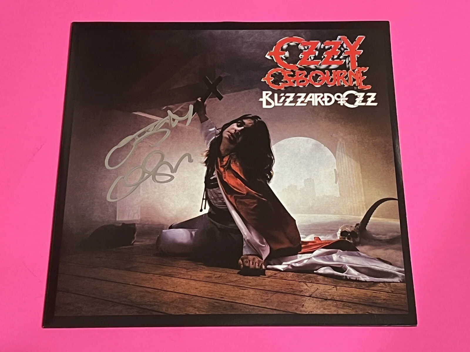 OZZY OSBOURNE SIGNED AUTOGRAPHED BLIZZARD OF OZZ VINYL LP ALBUM *EXACT PROOF*, изображение 2