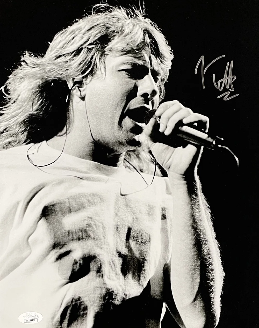 Joe Elliott — Joe Elliott Signed 11x14 Black And White Def Leppard Photo JSA ITP