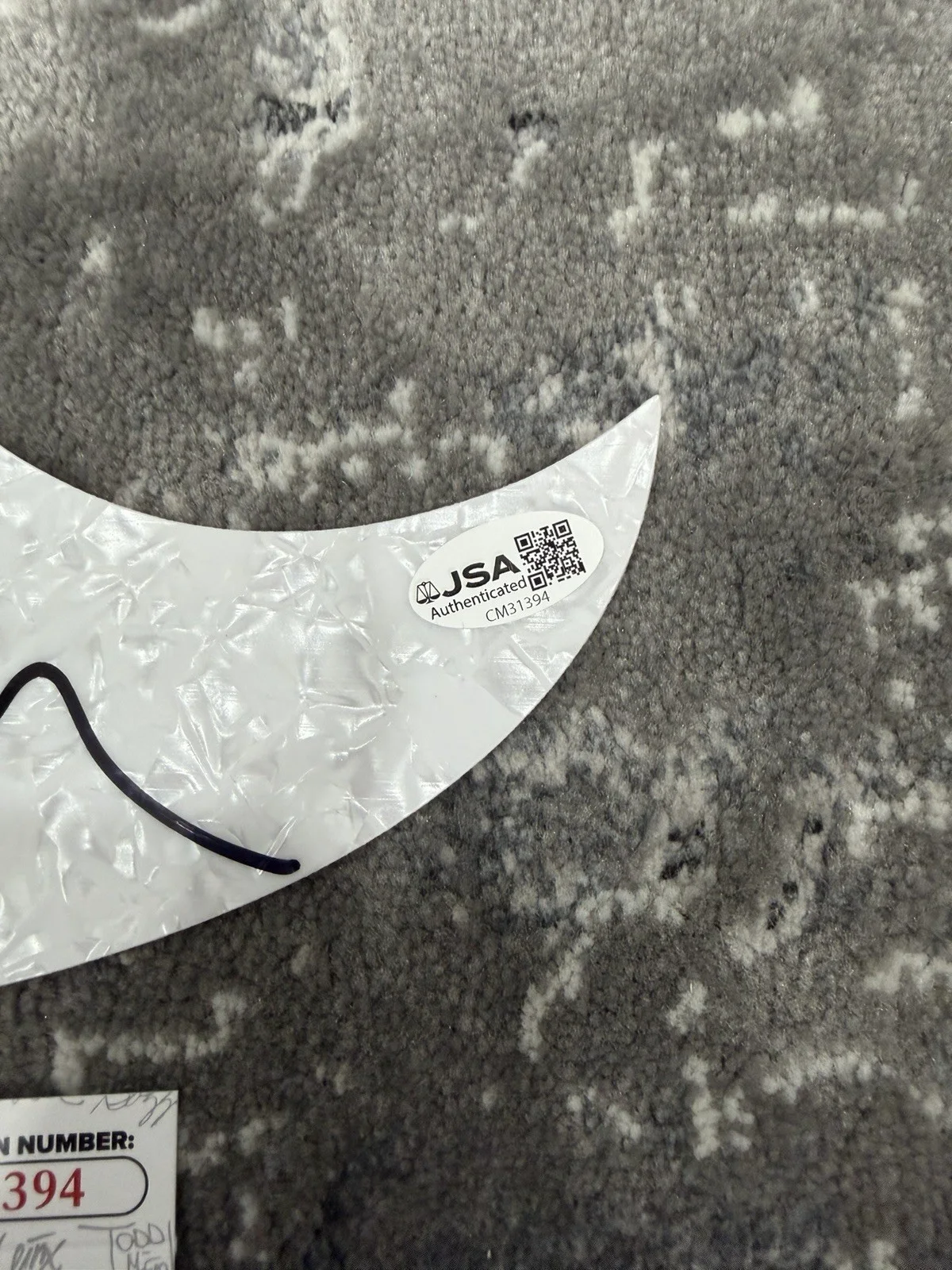 Kenny Chesney Megan Moroney Signed Autographed Pick Guard Country Music JSA Coa, изображение 2