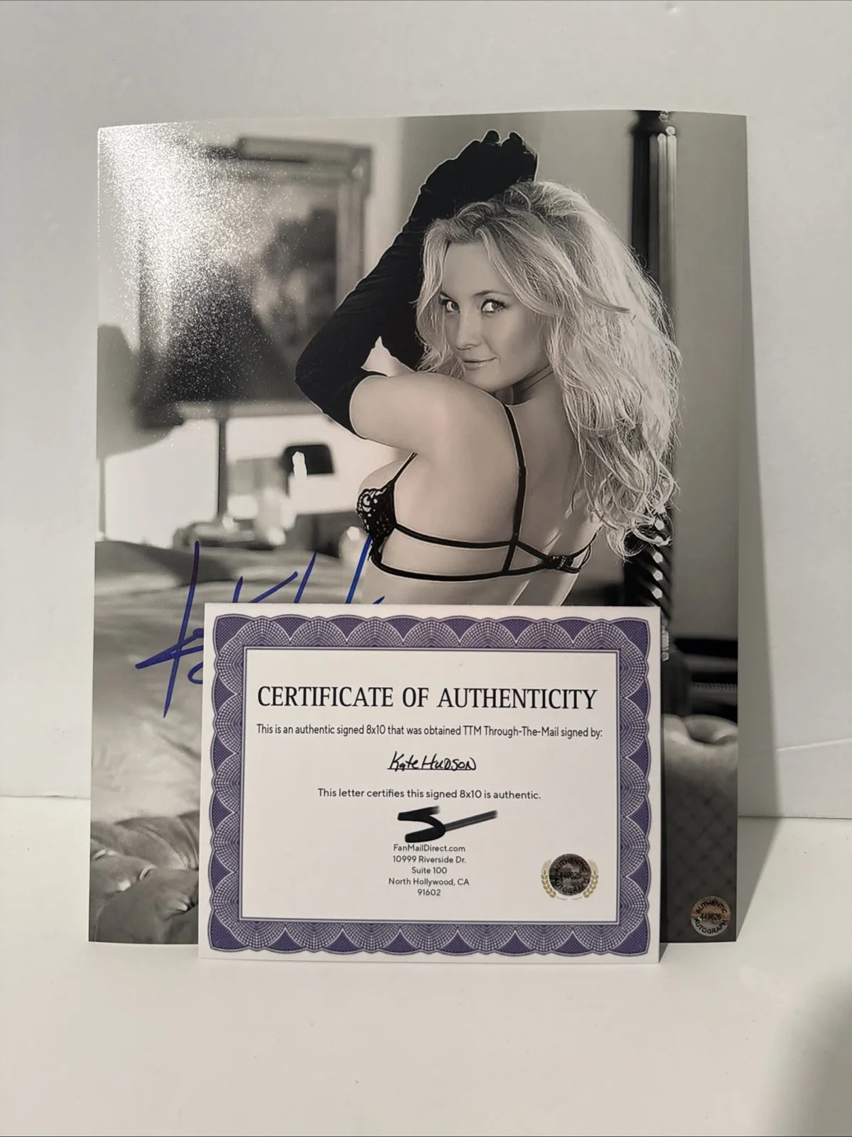 Kate Hudson (Actress) signed Autographed 8x10 photo - AUTO with COA, изображение 2