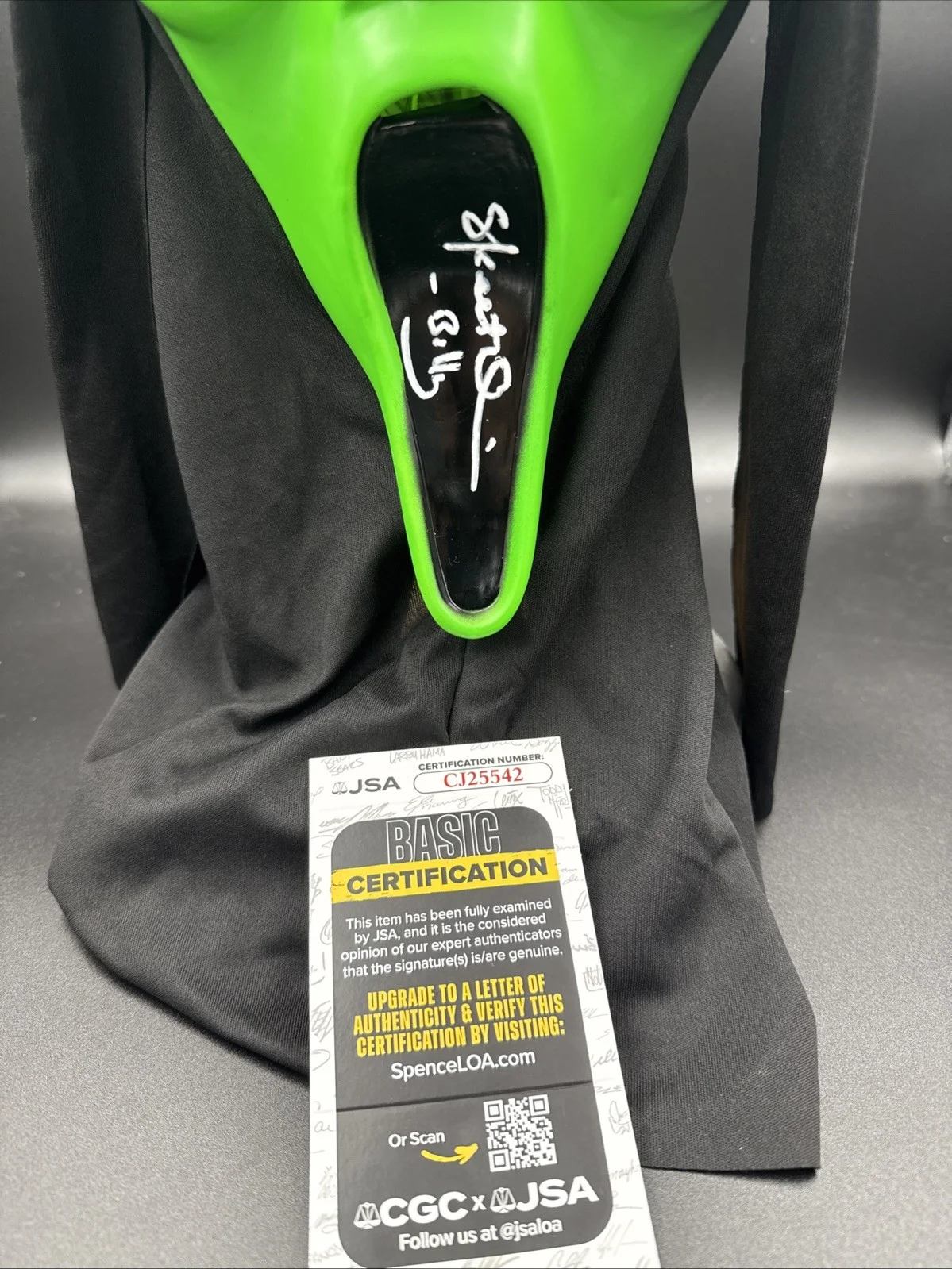 Skeet Ulrich — Skeet Ulrich Signed Ghostface Fun World Fluorescent Mask Scream JSA COA STAB, image 3