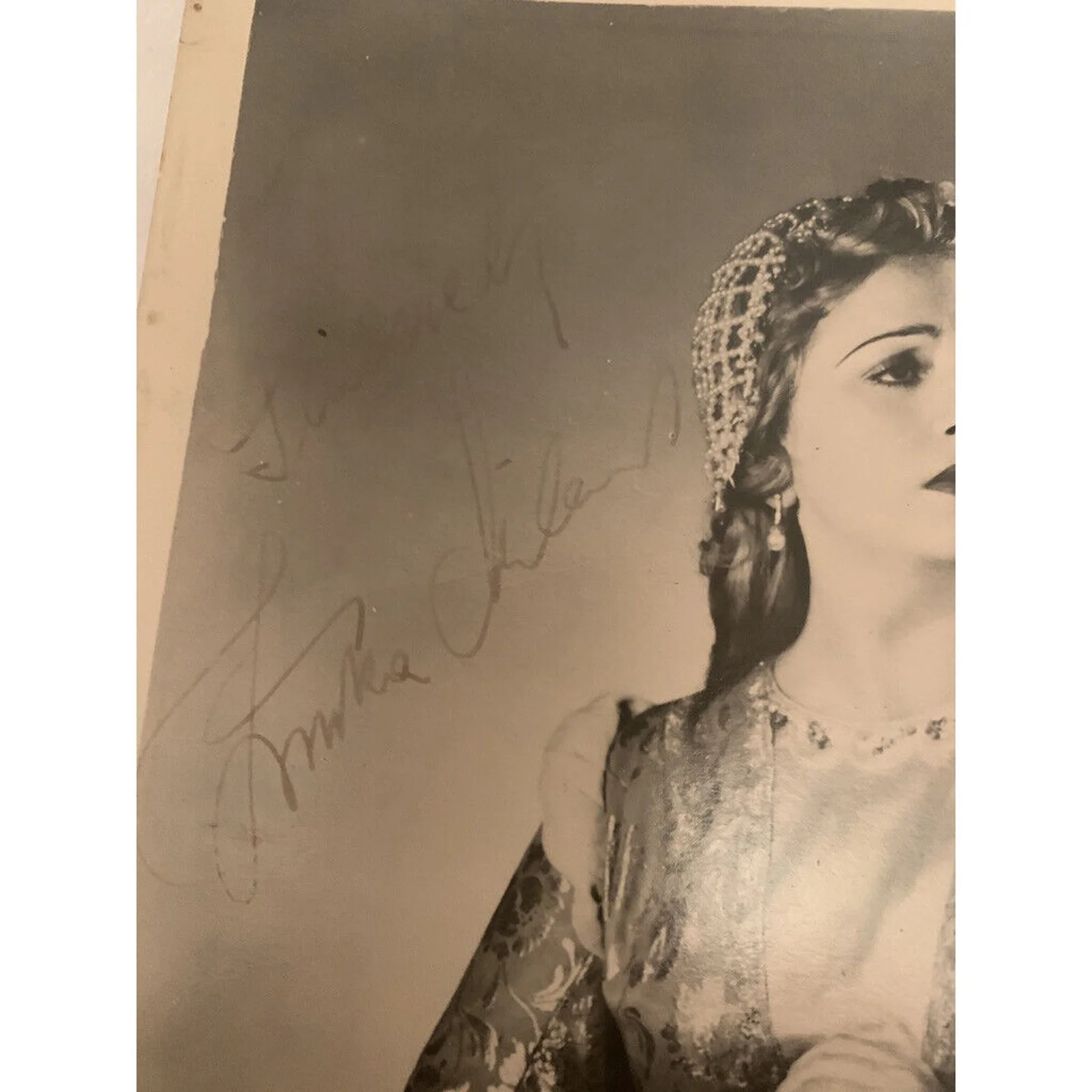 Zinka Milanov - INSCRIBED PHOTOGRAPH SIGNED 8 x 10, изображение 3