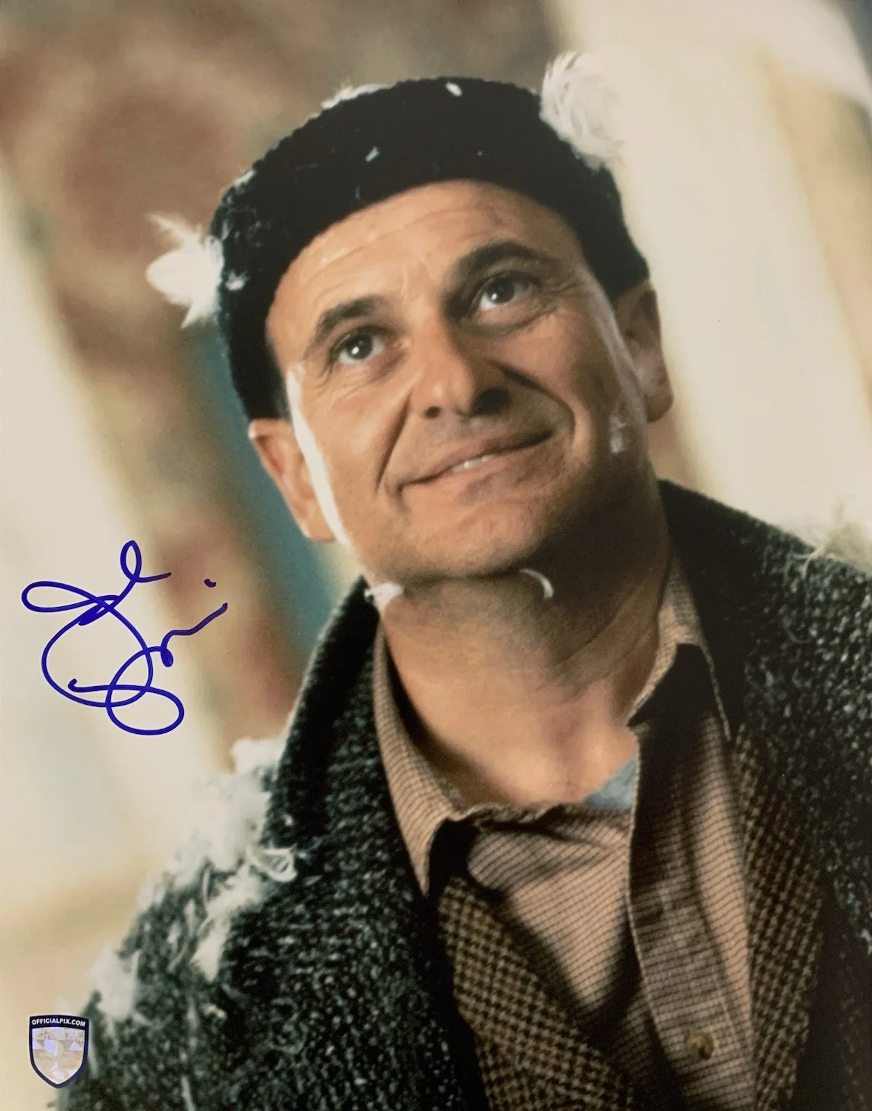 Joe Pesci — Joe Pesci "Home Alone" Autographed/Signed 11x14 Official Pix Photo (068986)