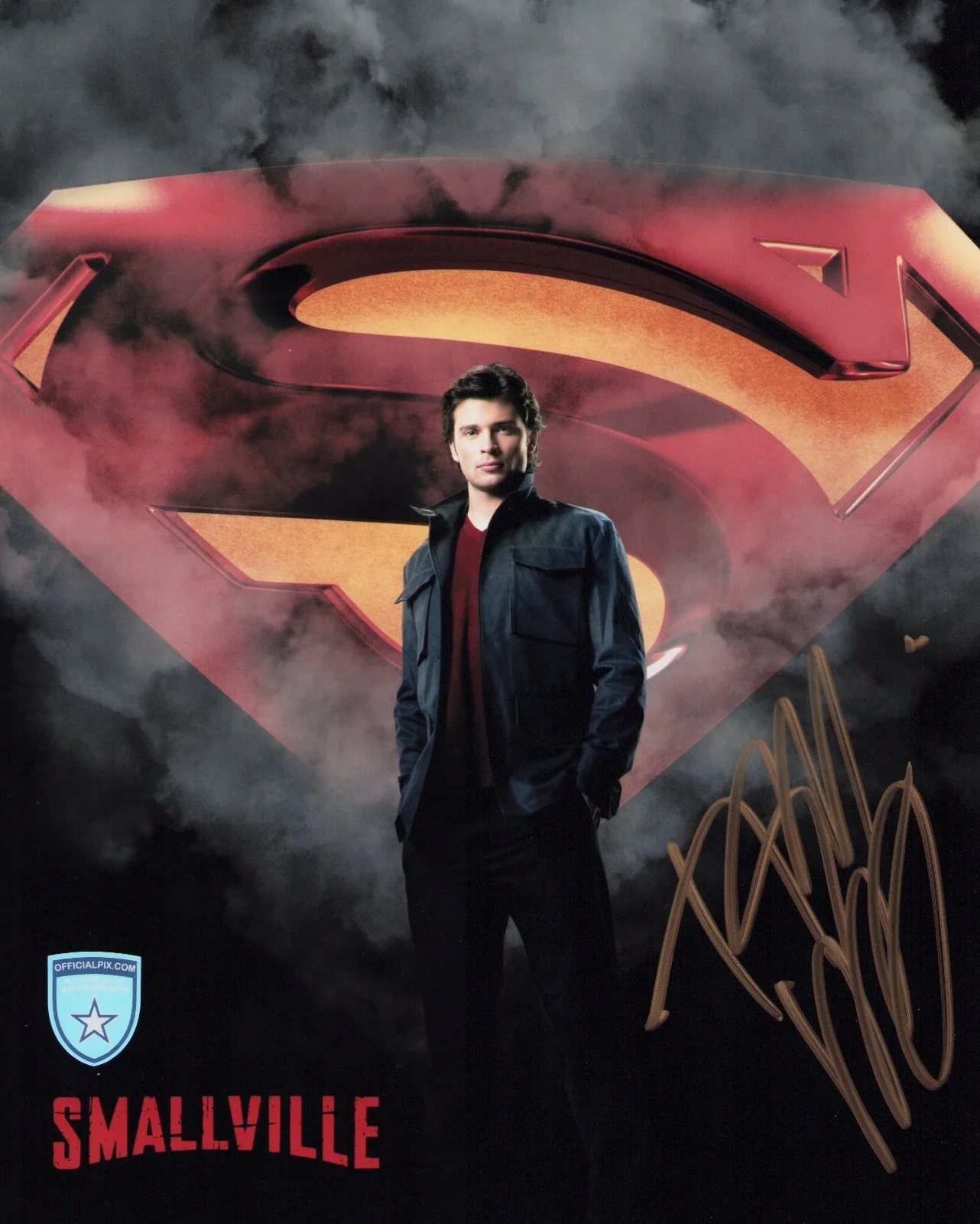 Tom Welling — Signed Tom Welling Smallville Superman Clark Kent 8x10 w/ Official Pix COA