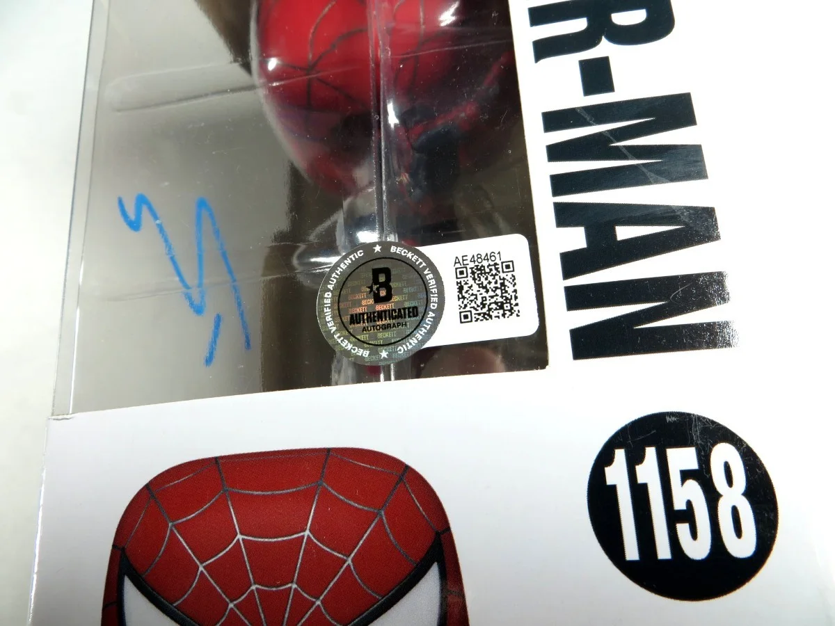 Tobey Maguire — Tobey Maguire Signed Autographed Funko POP! Spider-Man No Way Home BAS AE48461, image 2