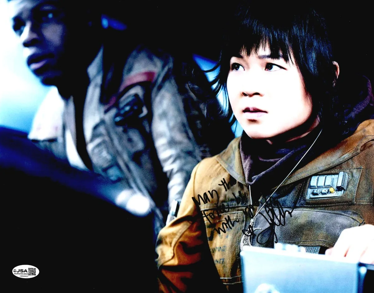 Kelly Marie Tran — Kelly Marie Tran Signed 11X14 Photo Star Wars Last Jedi Inscribed JSA CK64463