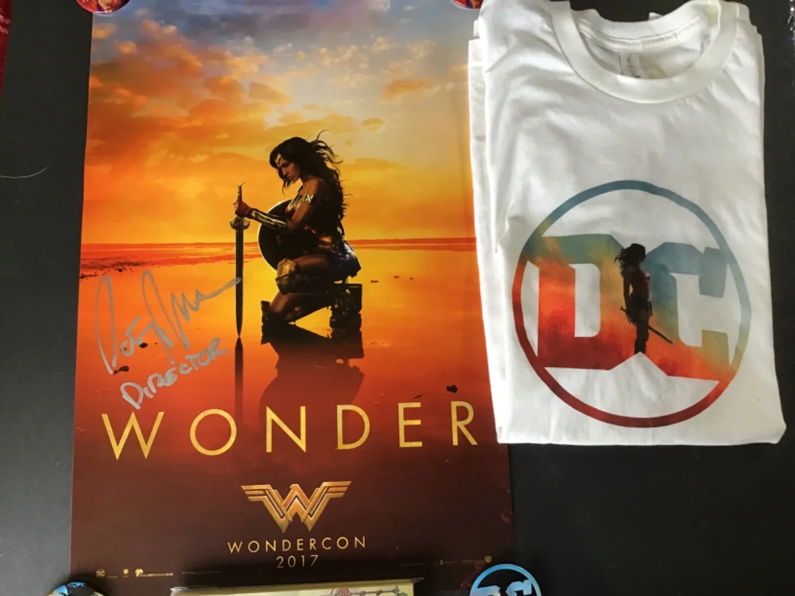 PATTY JENKINS — WONDER WOMAN 13”x 20” POSTER SIGNED x DIRECTOR PATTY JENKINS WONDERCON 2017 Swag