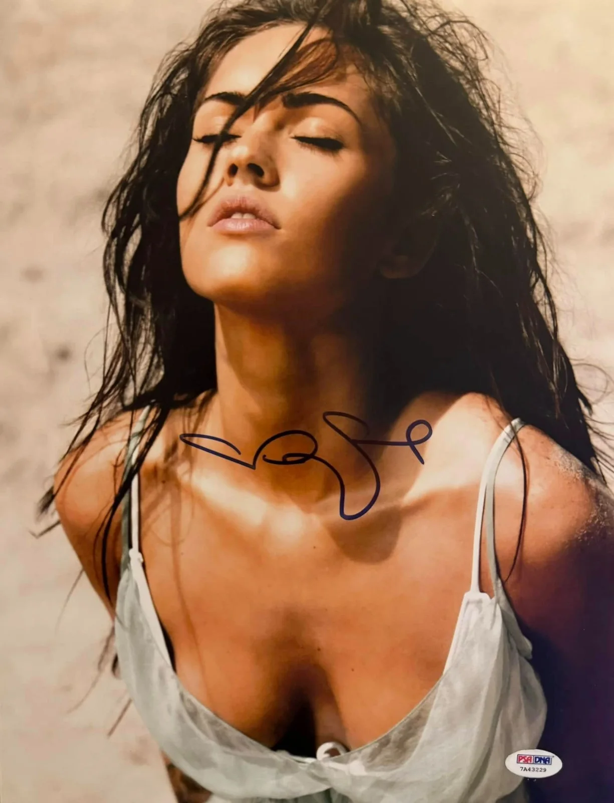 Megan Fox — *SEXY CLEVAGE SHOT* MEGAN FOX SIGNED 11X14 PHOTO PSA AUTO